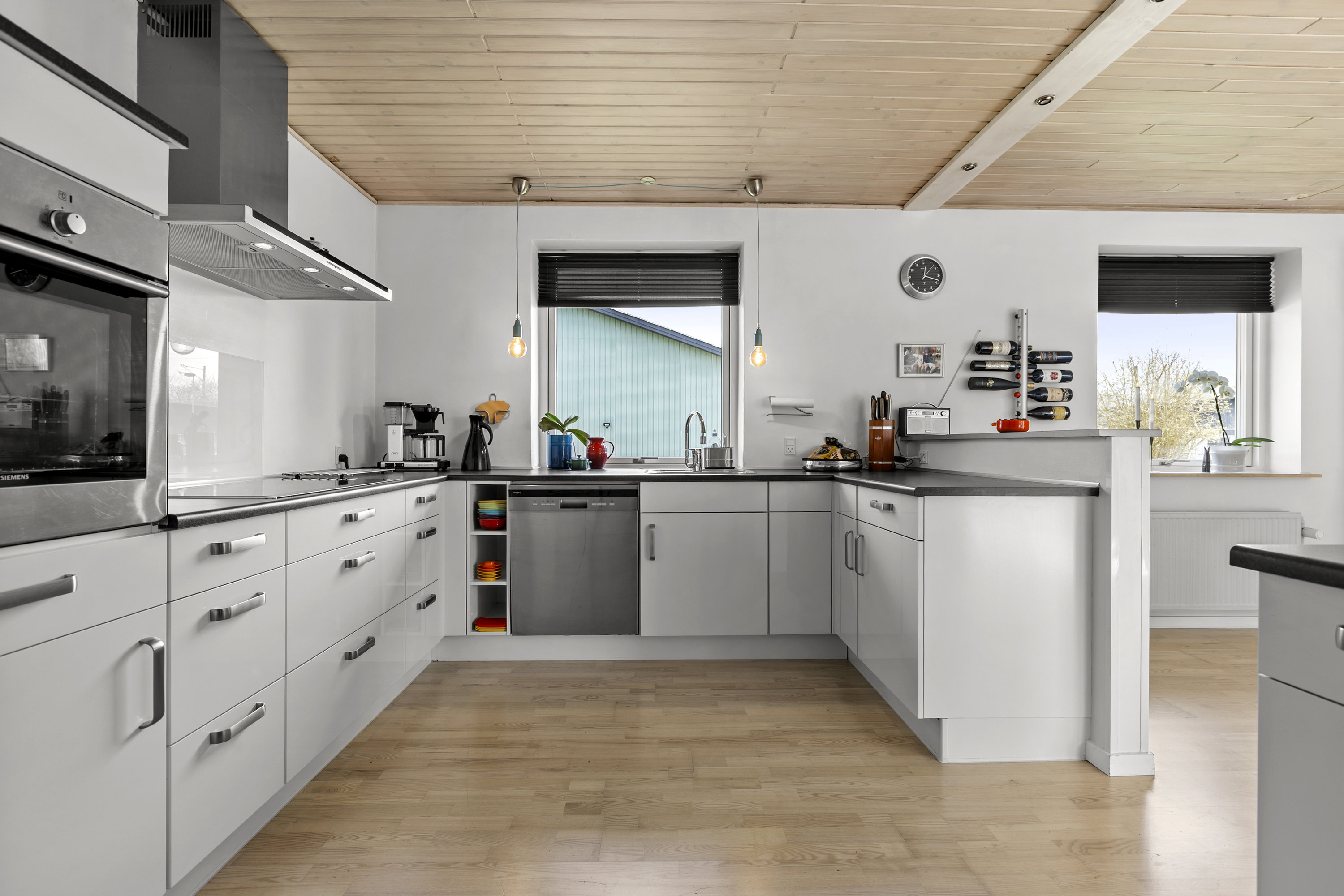 Fremhævet køkken billede i fuldskærmstilstand. Billede af Nøddevej 8, 4171 Glumsø