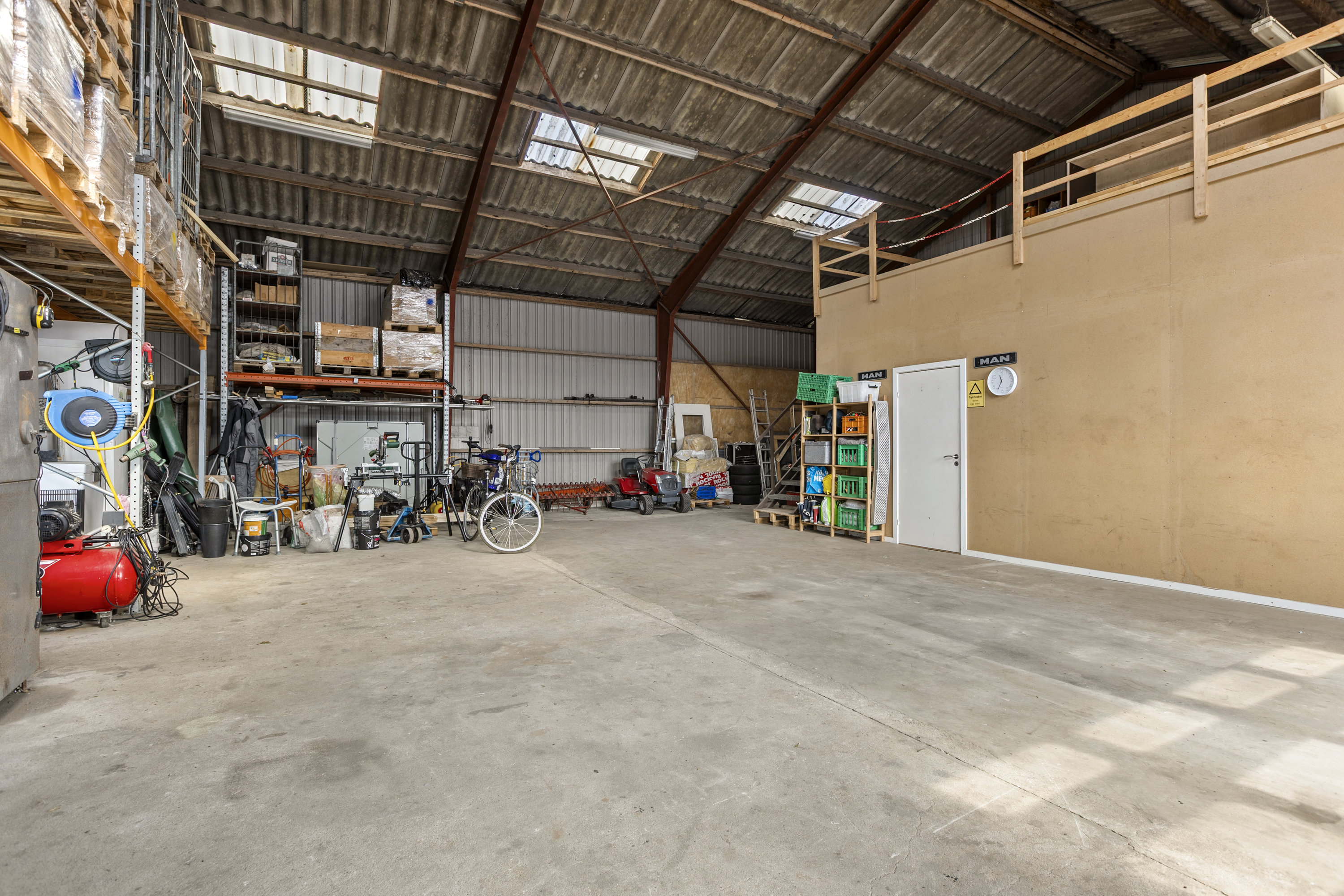 Fremhævet garage billede i fuldskærmstilstand. Billede af Nøddevej 8, 4171 Glumsø