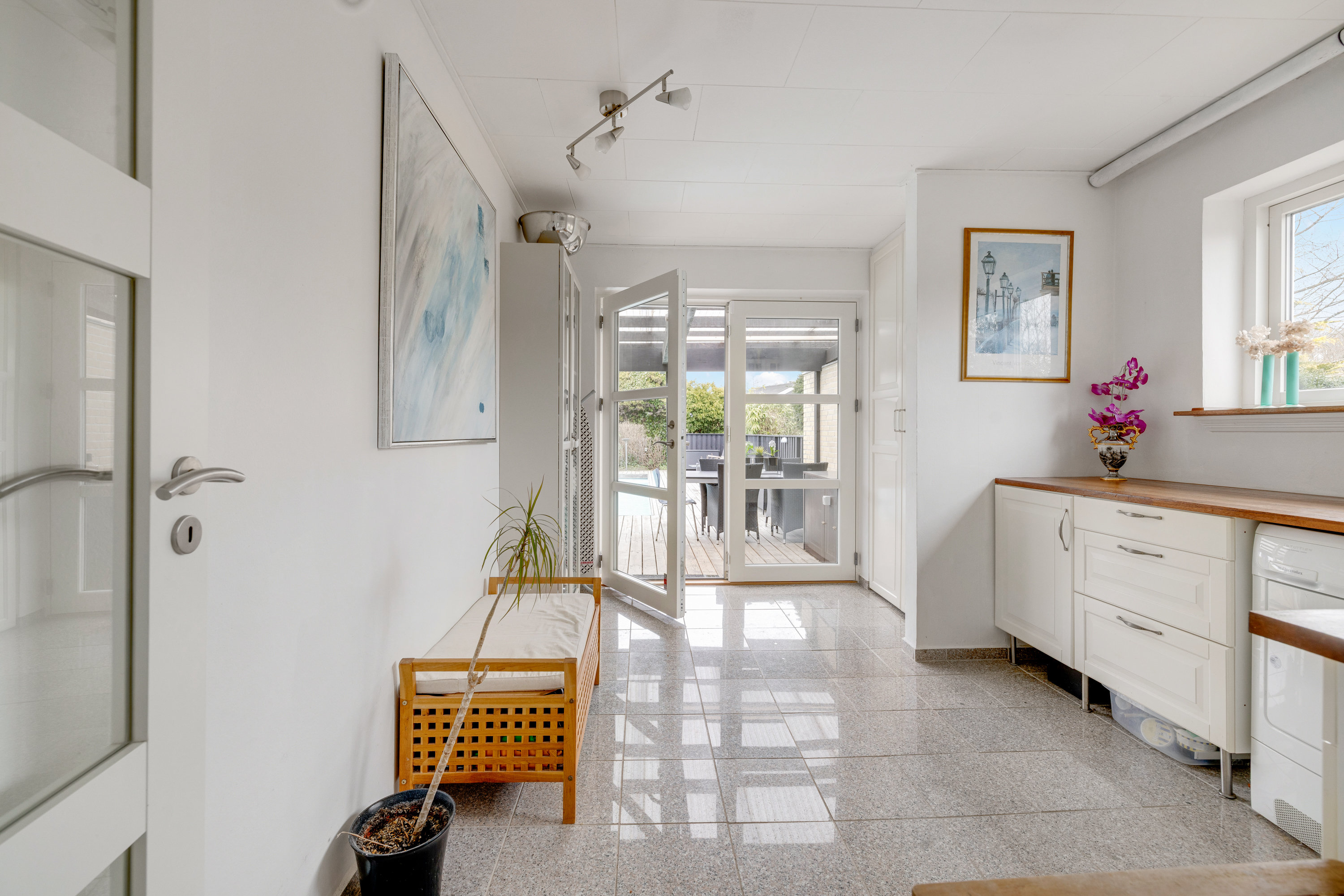 Fremhævet gang billede i fuldskærmstilstand. Billede af Skovvang 24, 3460 Birkerød