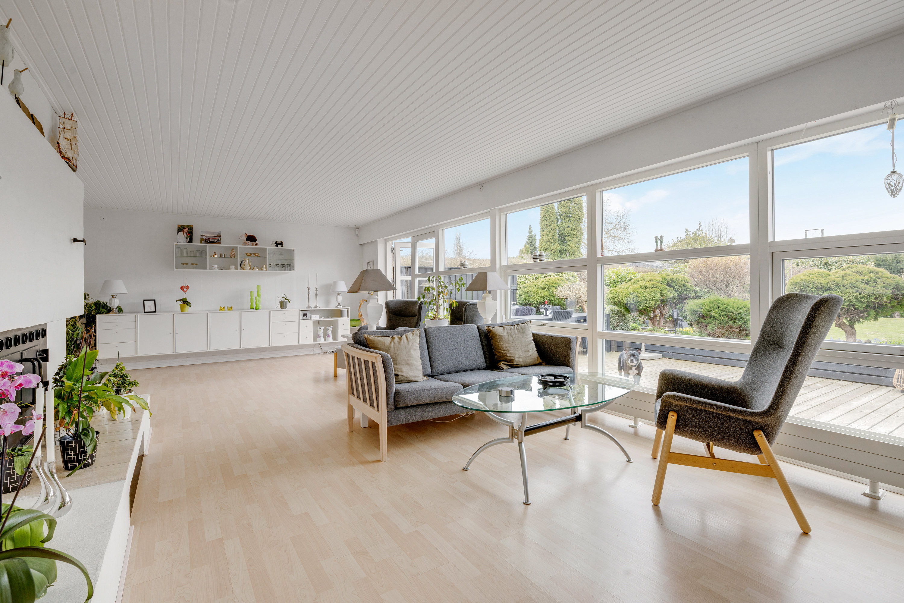 Fremhævet stue billede i fuldskærmstilstand. Billede af Skovvang 24, 3460 Birkerød