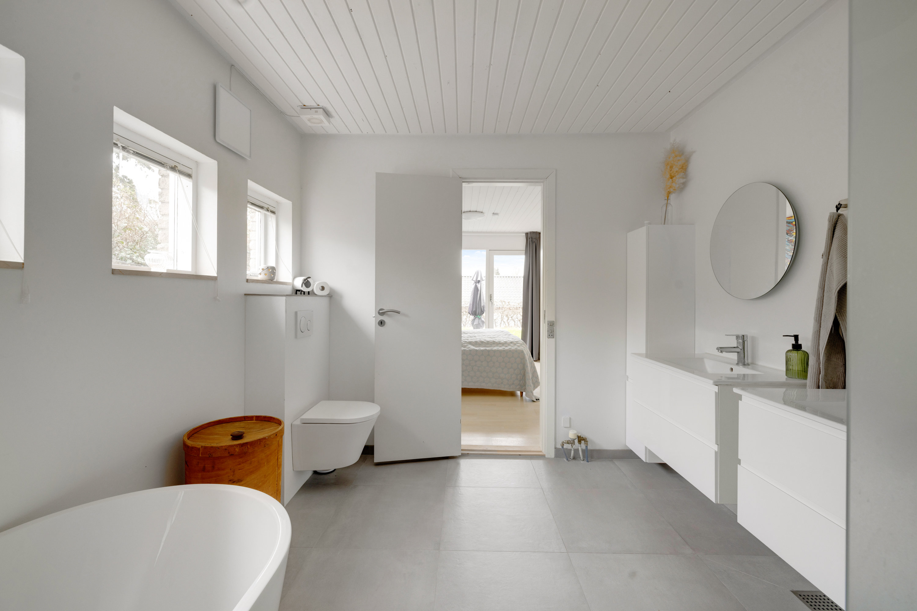 Fremhævet badeværelse billede i fuldskærmstilstand. Billede af Nytoften 17, 2750 Ballerup