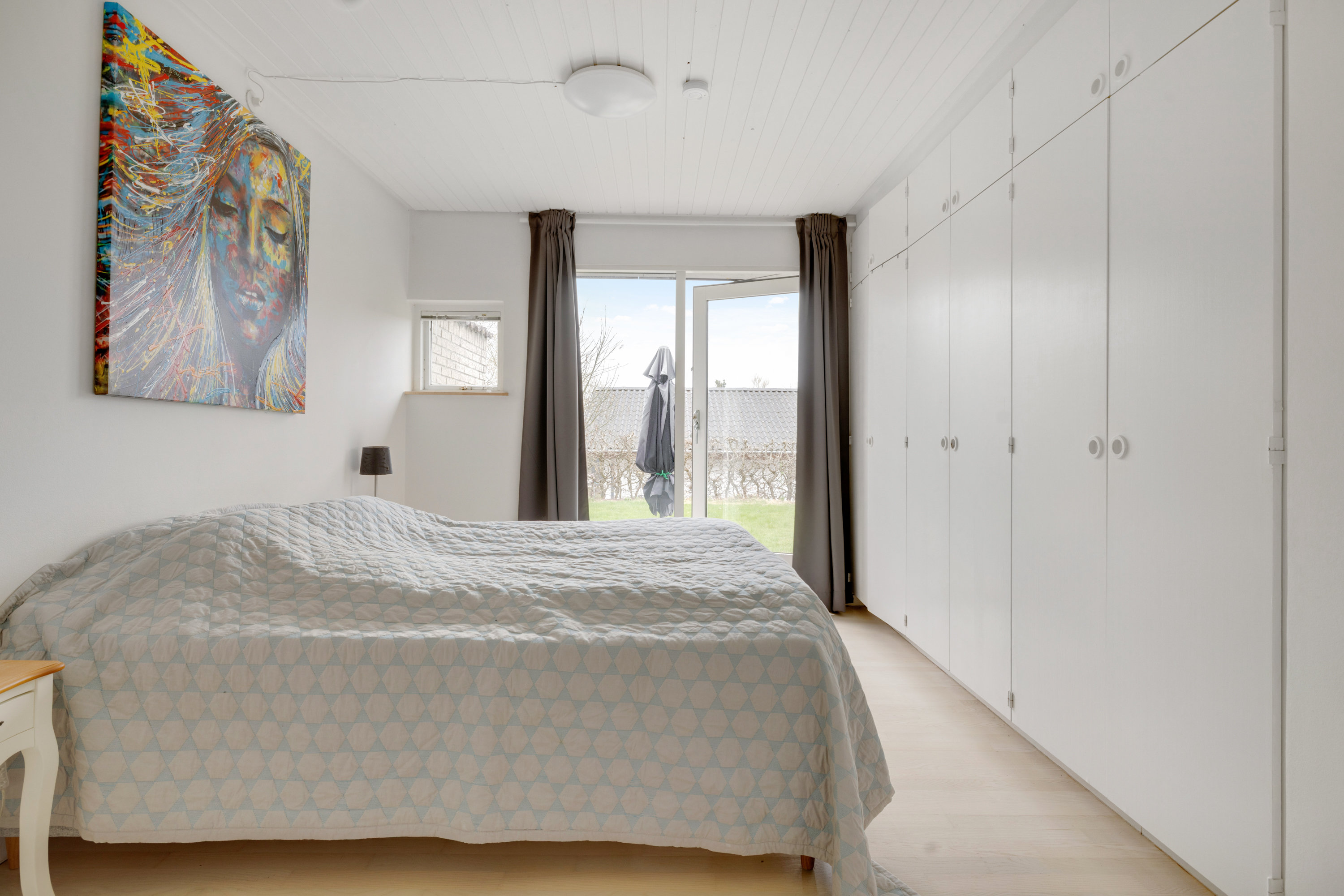 Fremhævet soveværelse billede i fuldskærmstilstand. Billede af Nytoften 17, 2750 Ballerup