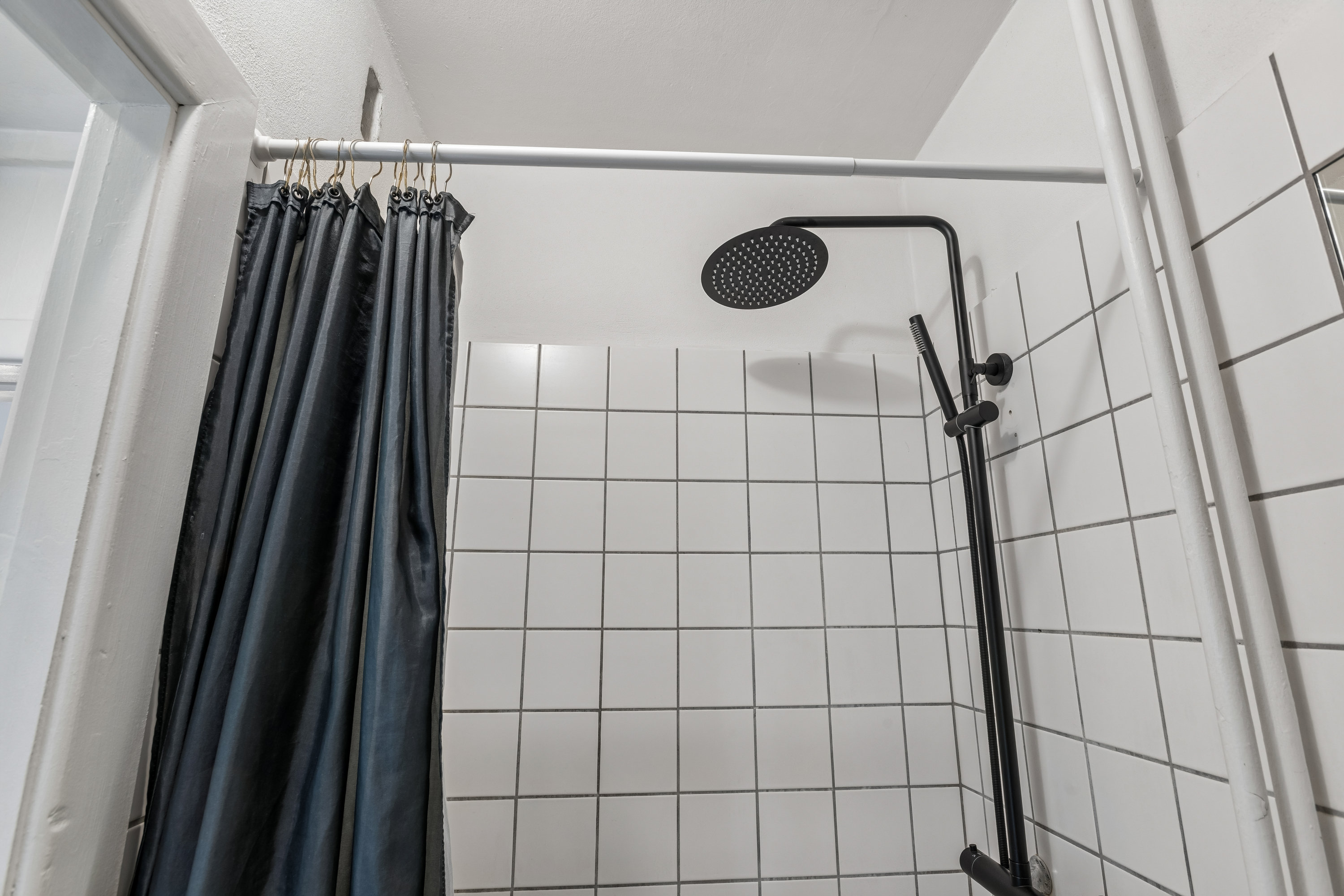 Fremhævet badeværelse billede i fuldskærmstilstand. Billede af Siciliensgade 11, 2. th., 2300 København S