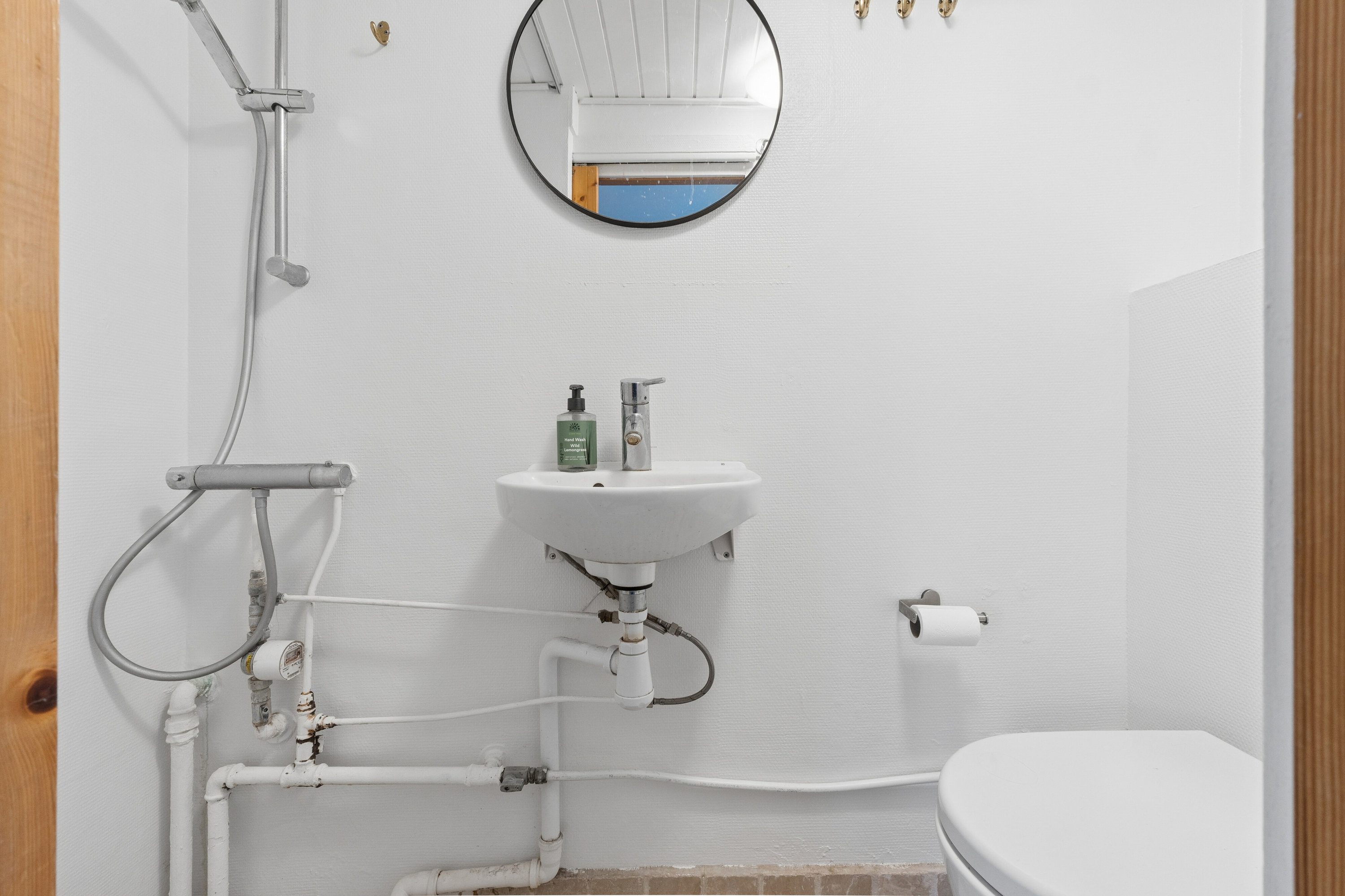 Fremhævet badeværelse billede i fuldskærmstilstand. Billede af Sjællandsgade 82C, 2. th., 8000 Aarhus C