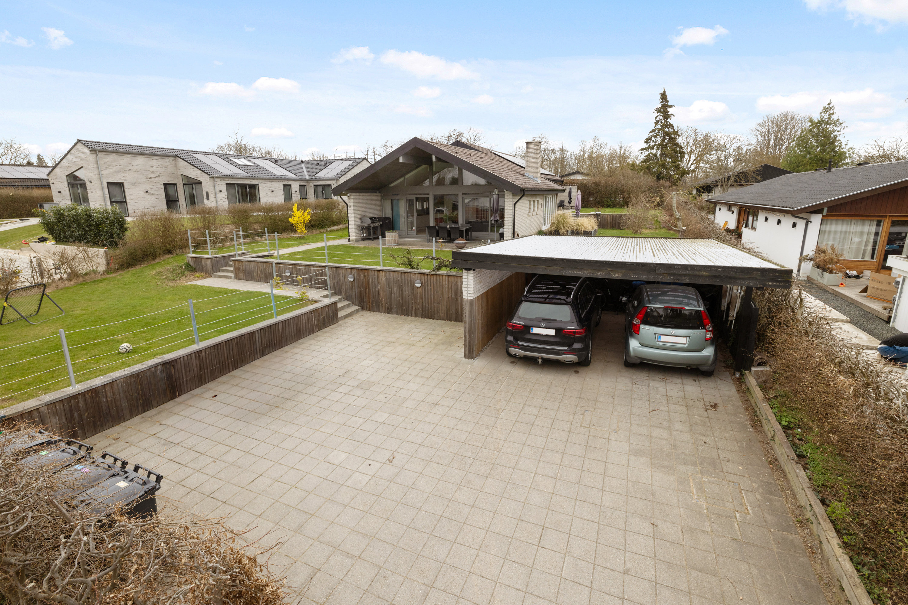 Fremhævet facade billede i fuldskærmstilstand. Billede af Nytoften 17, 2750 Ballerup