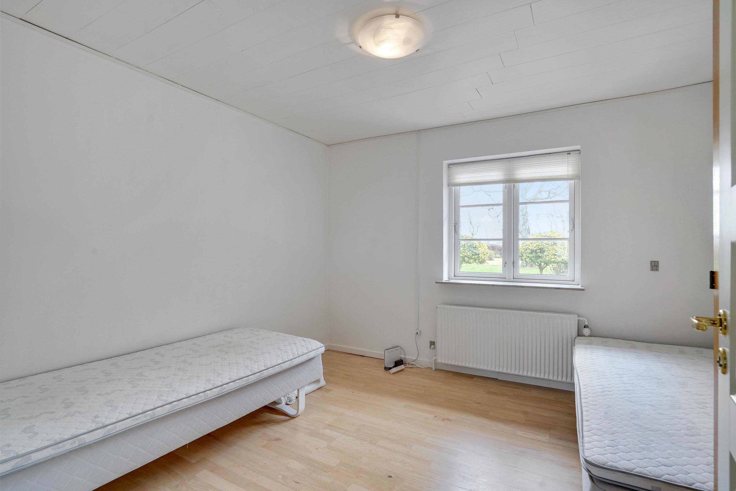 Fremhævet værelse billede i fuldskærmstilstand. Billede af Nøjsomhedsvej 16, Købelev, 4900 Nakskov