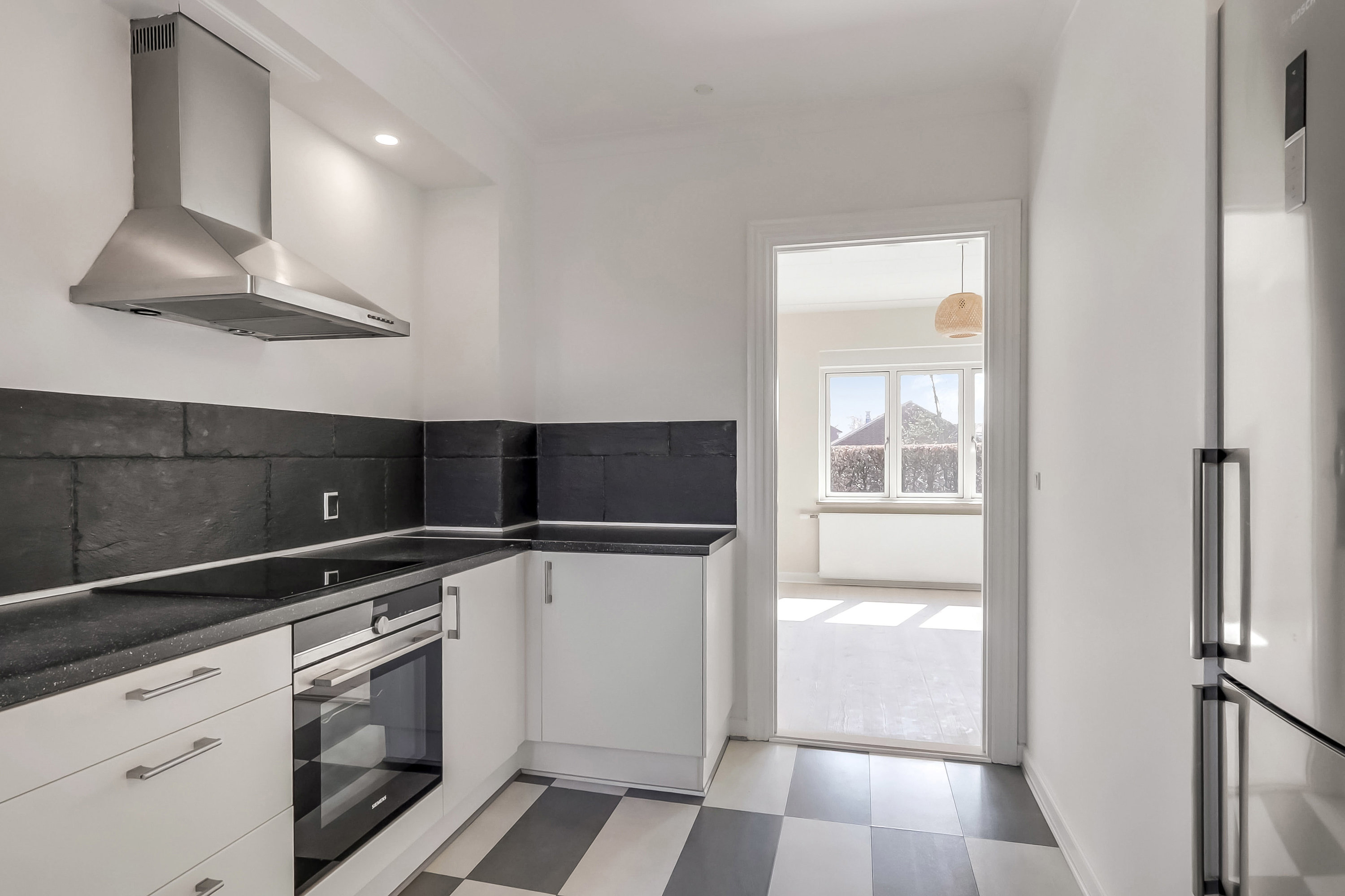 Fremhævet køkken billede i fuldskærmstilstand. Billede af Mølmarksvej 60, 5700 Svendborg