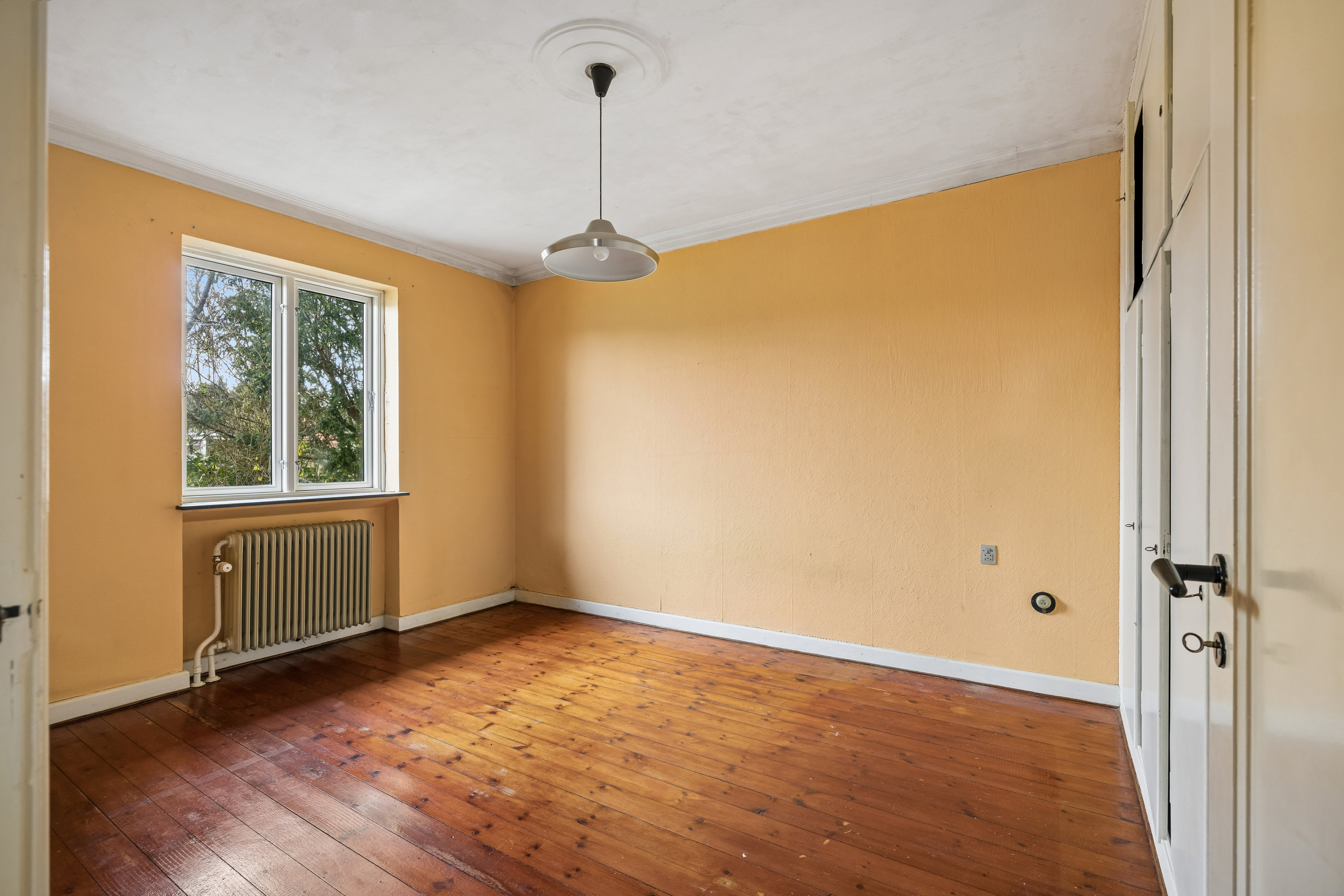 Fremhævet værelse billede i fuldskærmstilstand. Billede af Knud Rasmussens Vej 16, 2870 Dyssegård