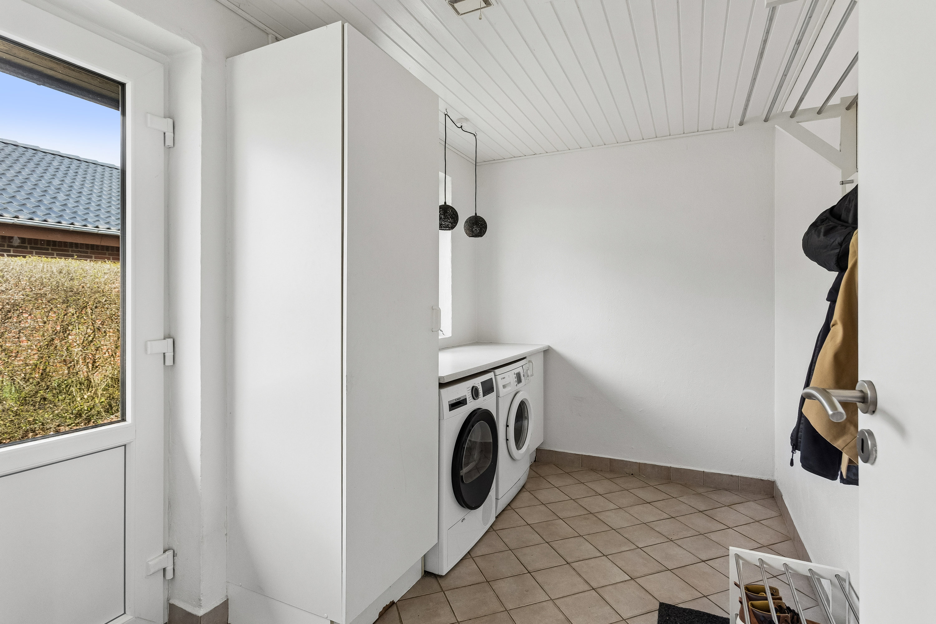 Fremhævet badeværelse billede i fuldskærmstilstand. Billede af Humlevænget 65, 7570 Vemb