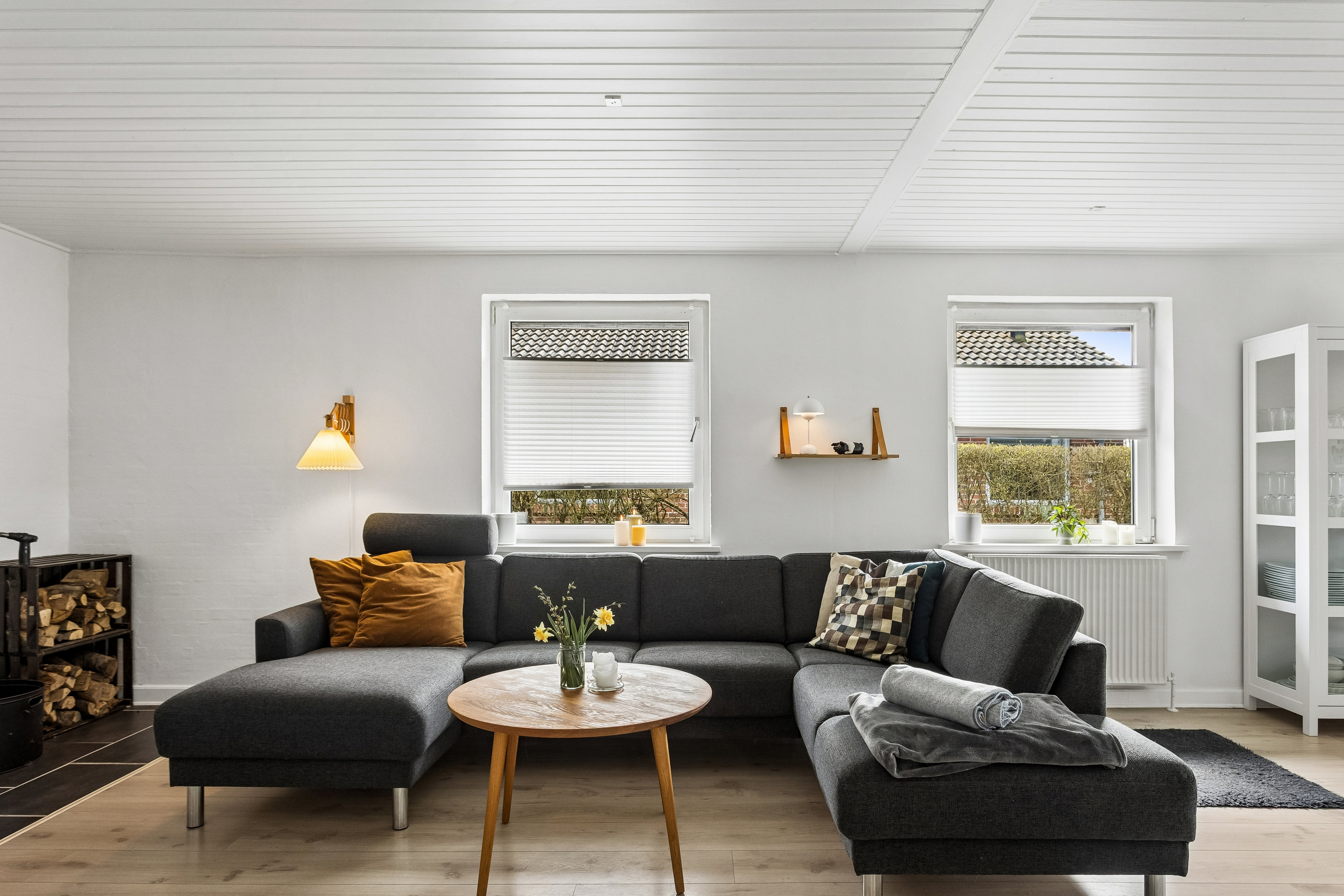 Fremhævet stue billede i fuldskærmstilstand. Billede af Humlevænget 65, 7570 Vemb