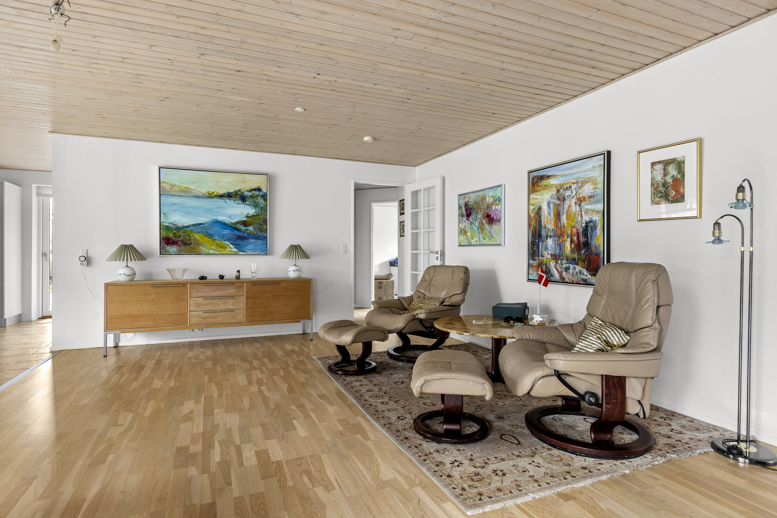 Fremhævet stue billede i fuldskærmstilstand. Billede af Skuldelevvej 25B, 4050 Skibby