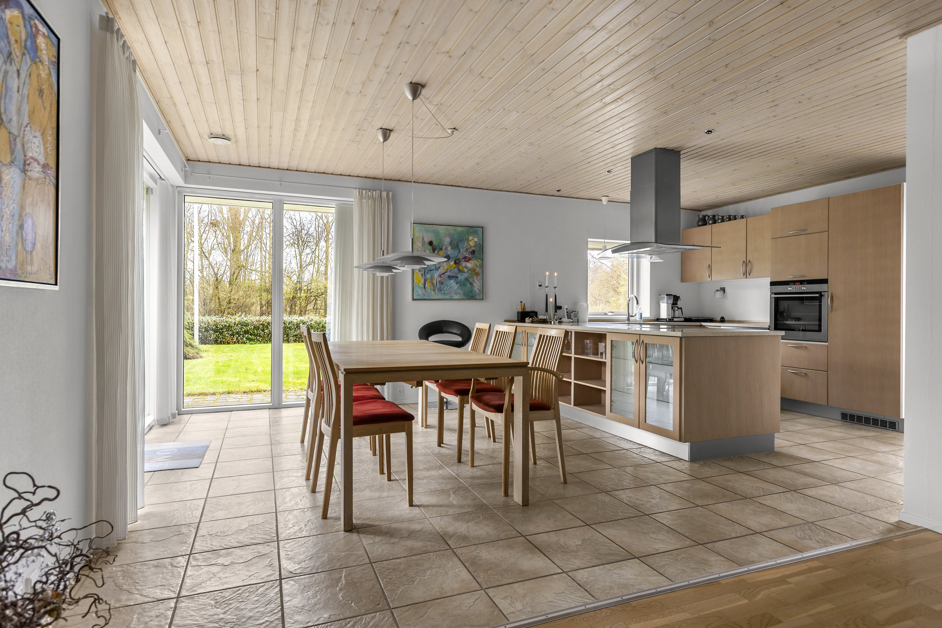 Fremhævet stue billede i fuldskærmstilstand. Billede af Skuldelevvej 25B, 4050 Skibby