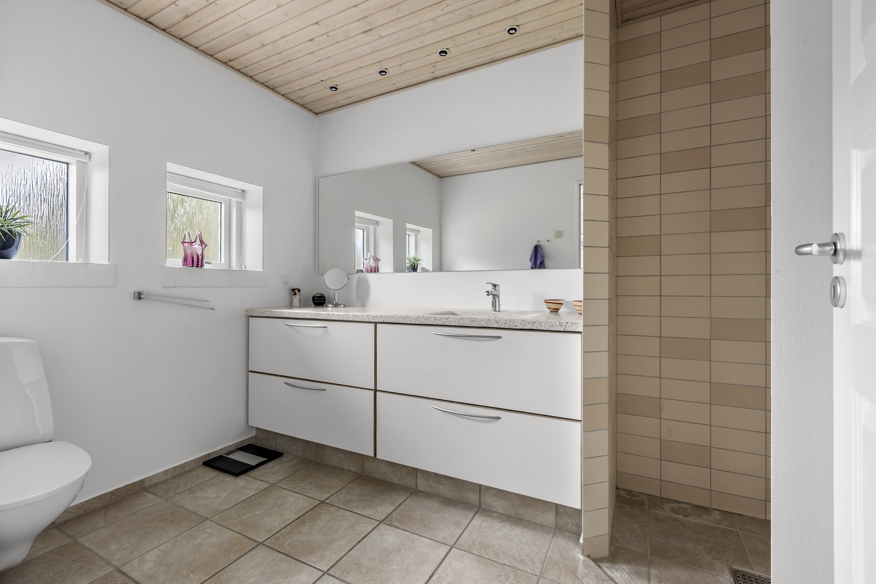 Fremhævet badeværelse billede i fuldskærmstilstand. Billede af Skuldelevvej 25B, 4050 Skibby