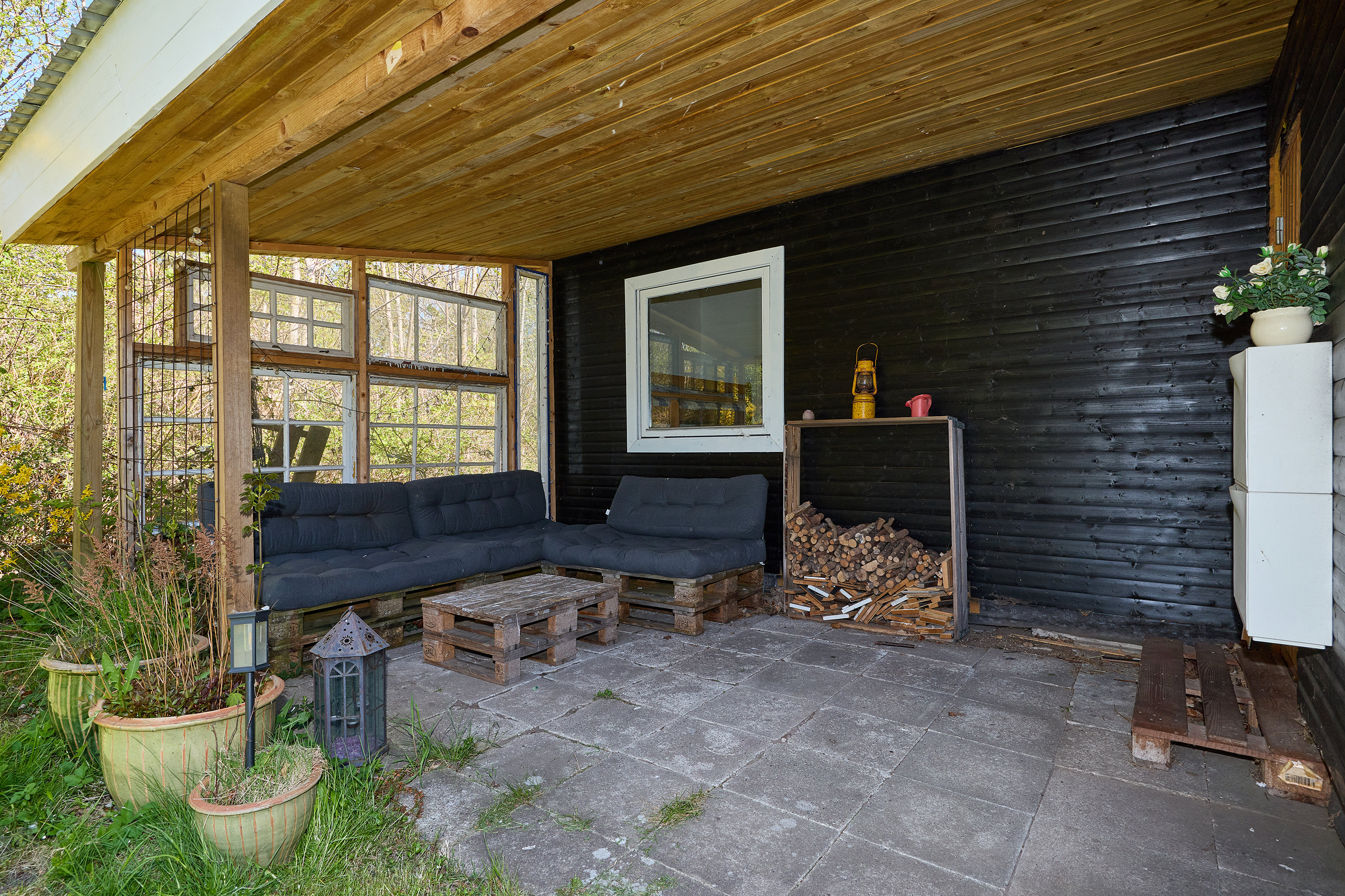 Fremhævet overdækket terrasse billede i fuldskærmstilstand. Billede af Gammel Kulhusvej 111, Skoven, 3630 Jægerspris
