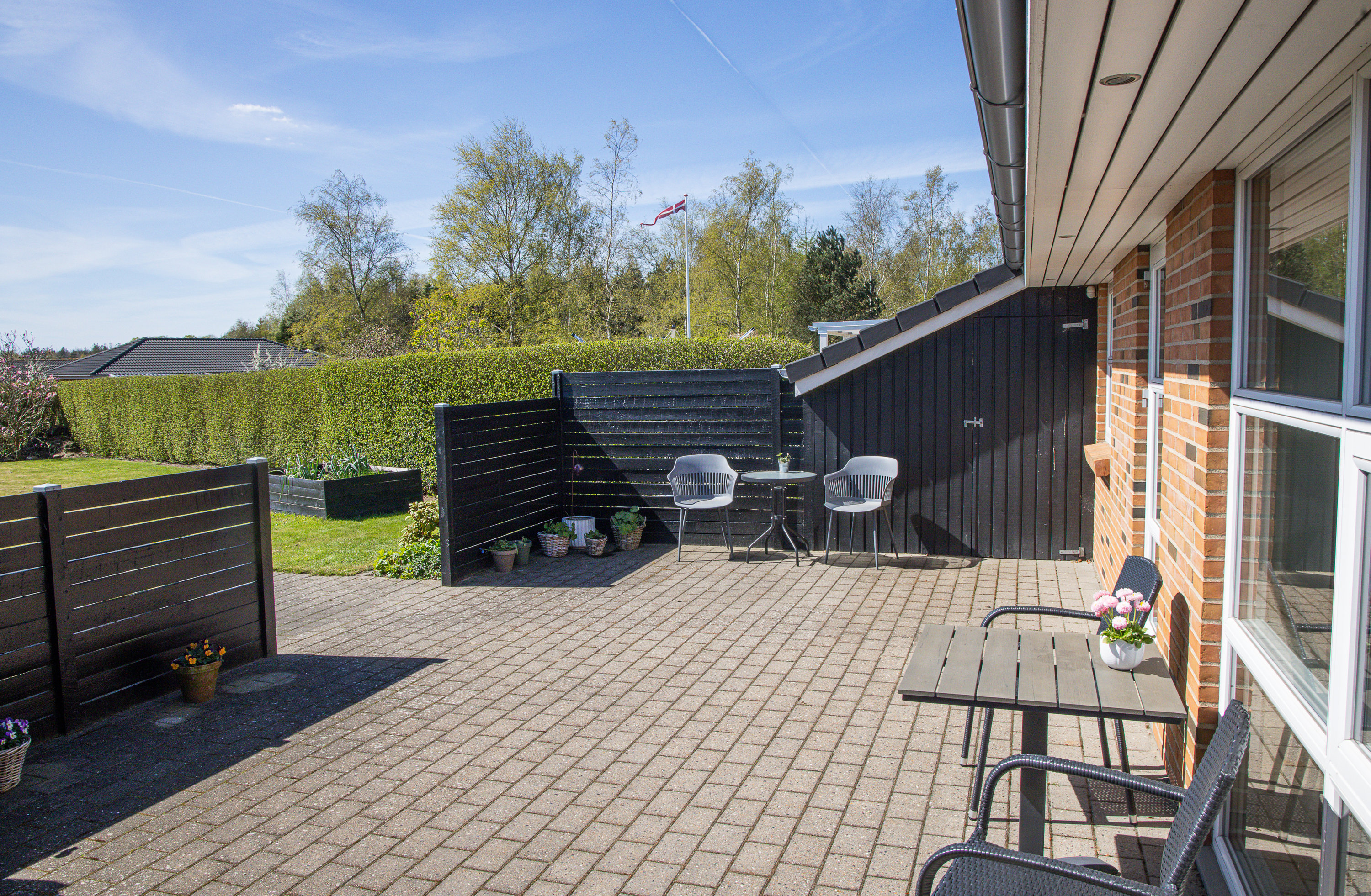 Fremhævet terrasse billede i fuldskærmstilstand. Billede af Ingefærvej 9, 8800 Viborg