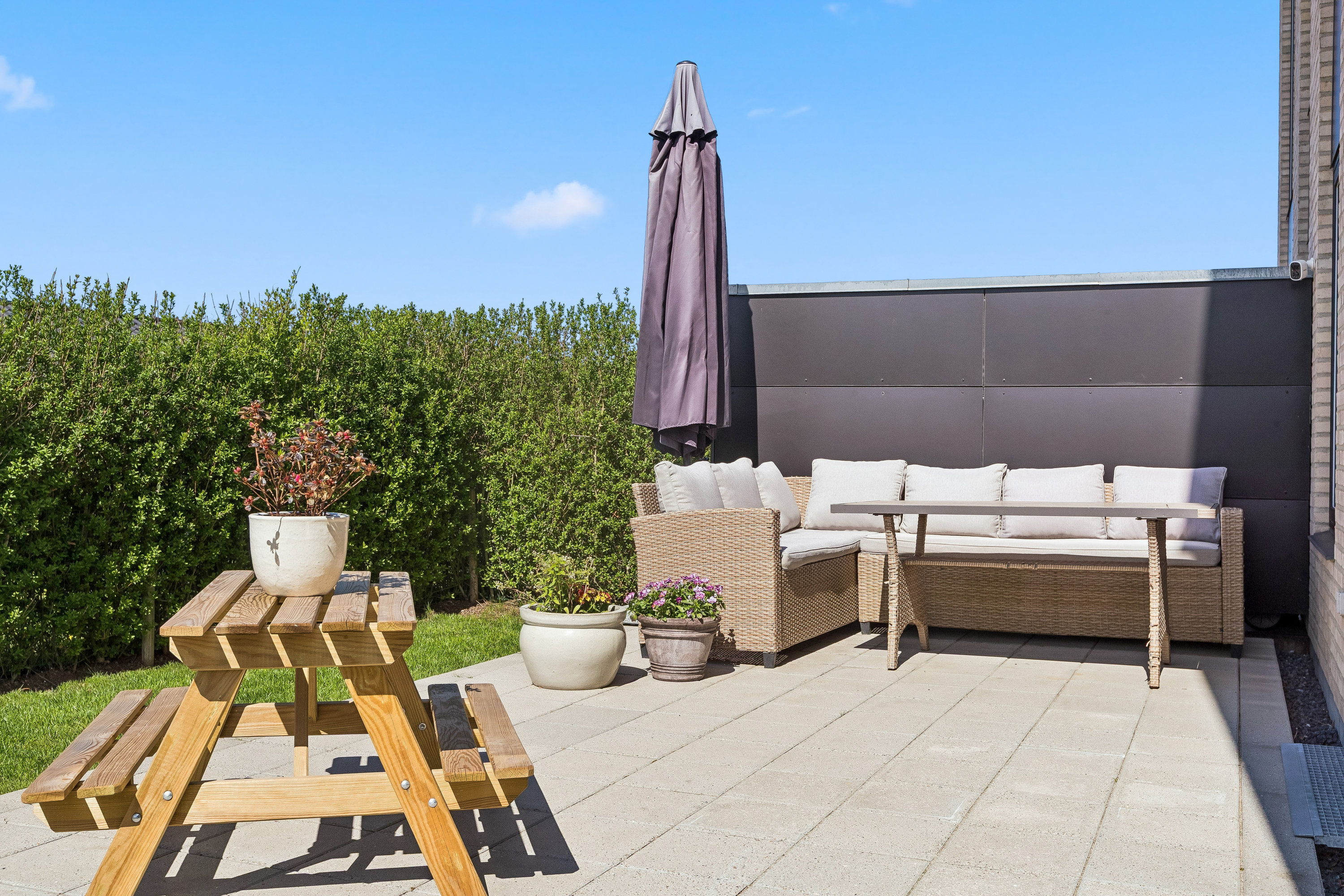 Fremhævet terrasse billede i fuldskærmstilstand. Billede af Toftebuen 84, Vindinge, 4000 Roskilde
