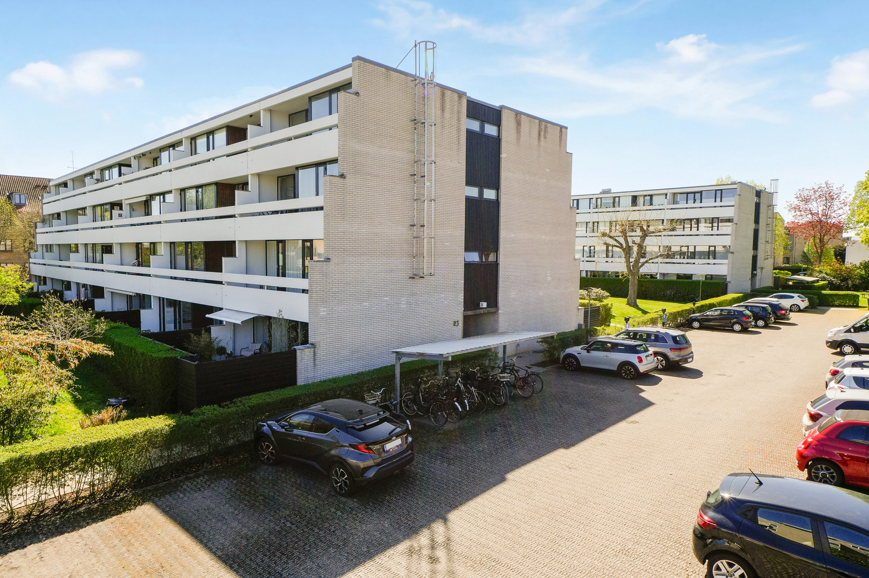 Fremhævet gårdmiljø billede i fuldskærmstilstand. Billede af Brannersvej 23, 3. 47., 2920 Charlottenlund