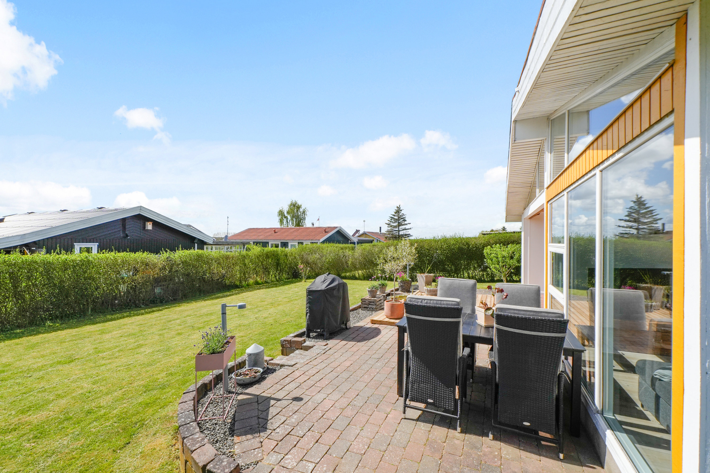 Fremhævet terrasse billede i fuldskærmstilstand. Billede af Rønstrupvej 69, Of Ågerup, 2750 Ballerup