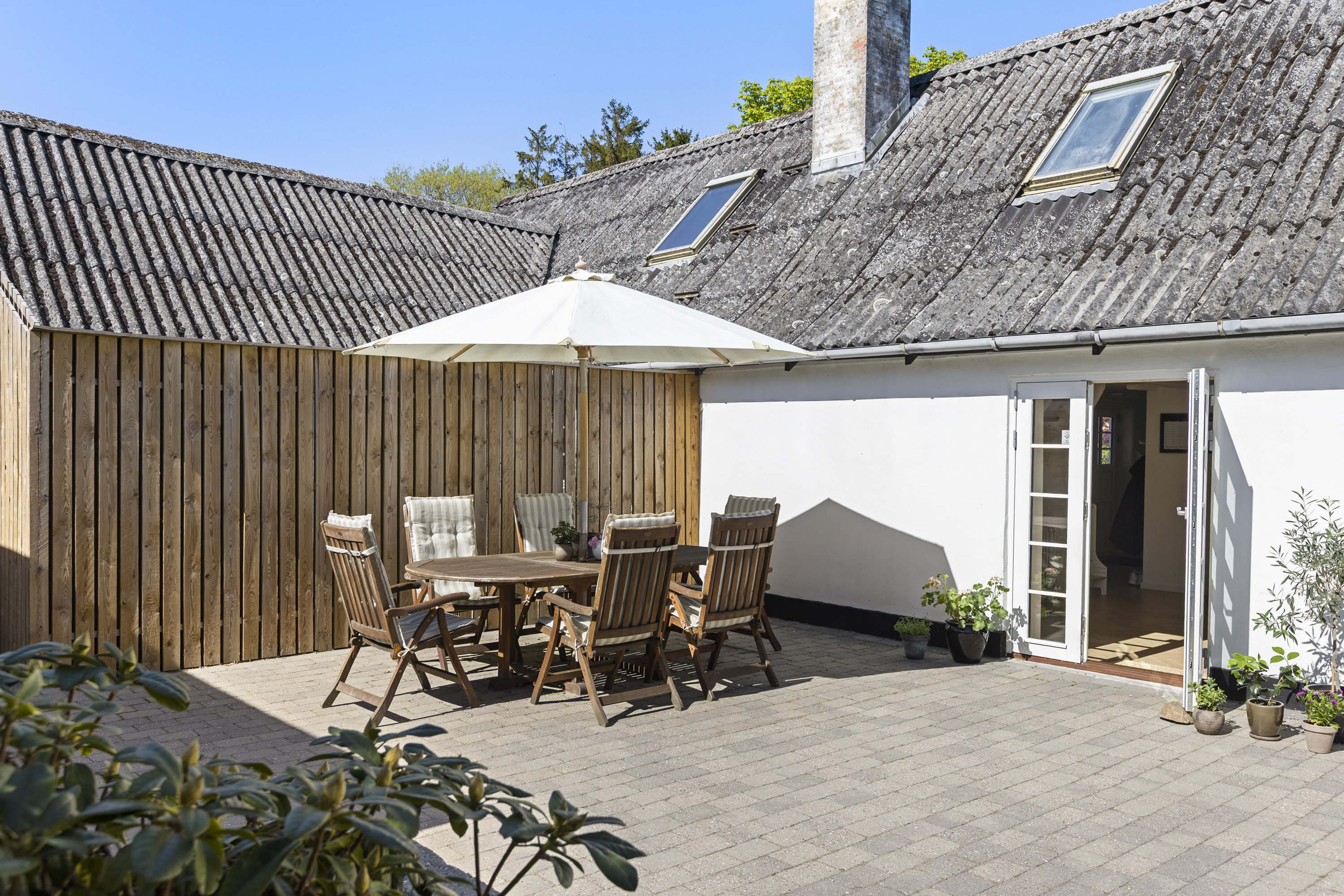Fremhævet terrasse billede i fuldskærmstilstand. Billede af Gammel Næstvedvej 24, Sandby, 4171 Glumsø