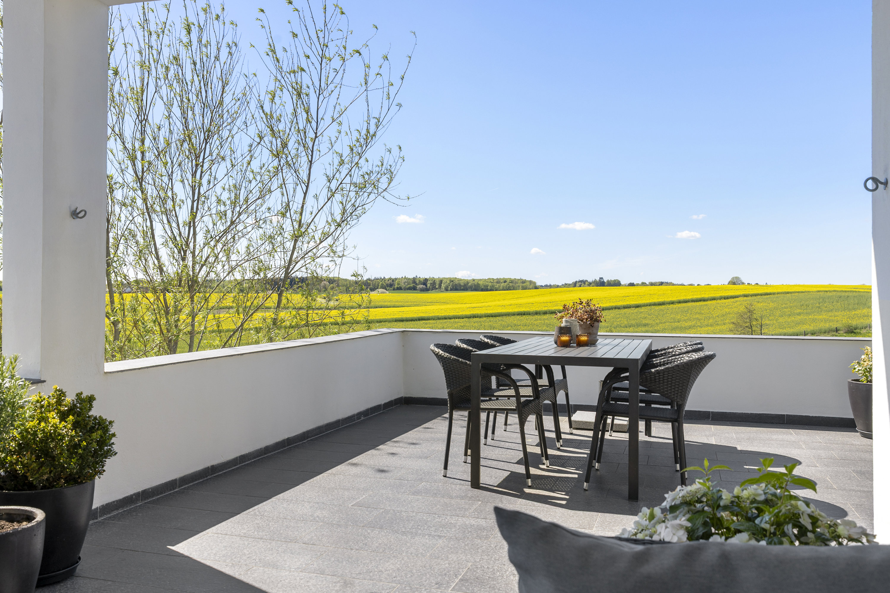Fremhævet terrasse billede i fuldskærmstilstand. Billede af Ålbæk Huse 20, Jystrup, 4174 Jystrup Midtsj