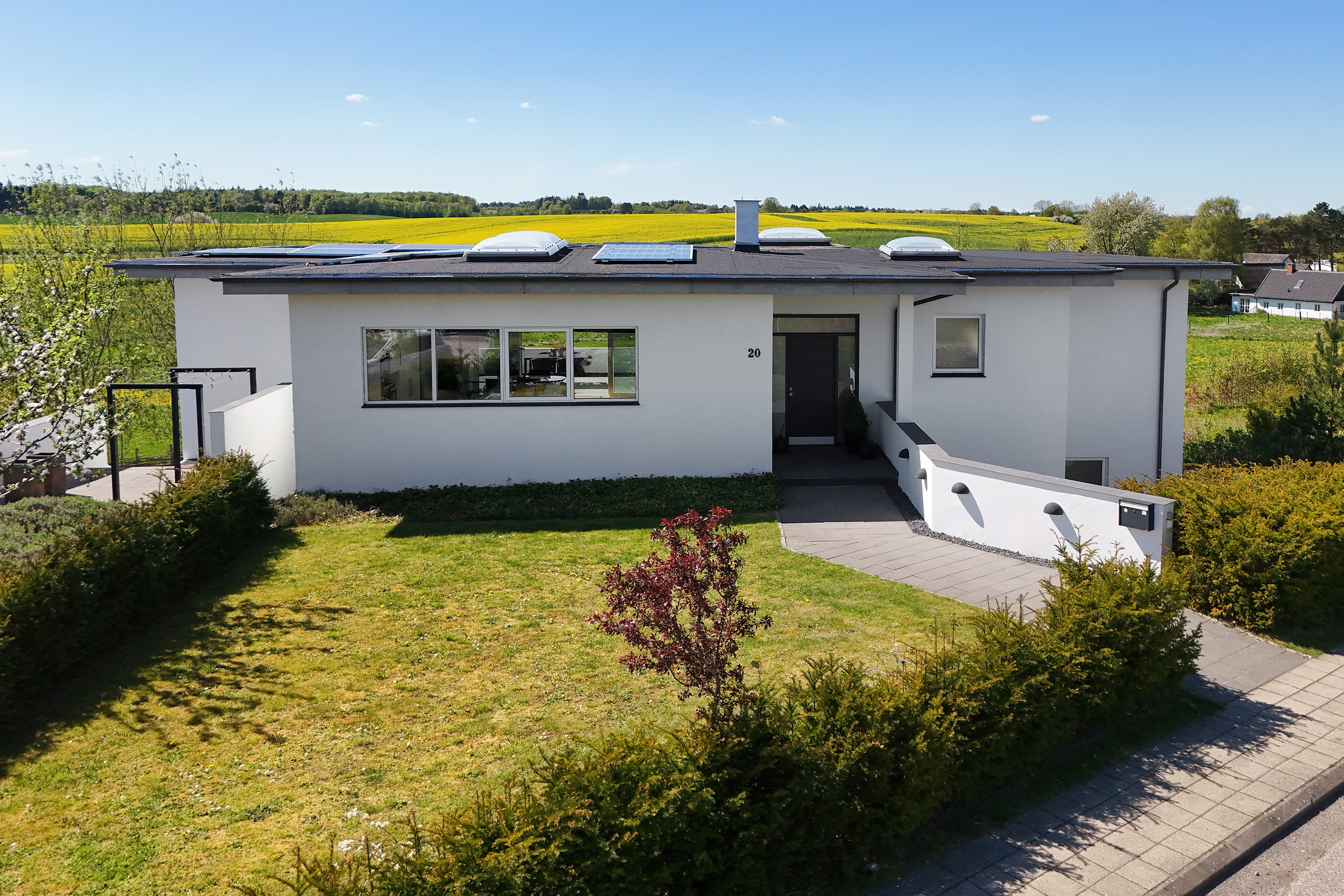 Fremhævet ejendommen billede i fuldskærmstilstand. Billede af Ålbæk Huse 20, Jystrup, 4174 Jystrup Midtsj