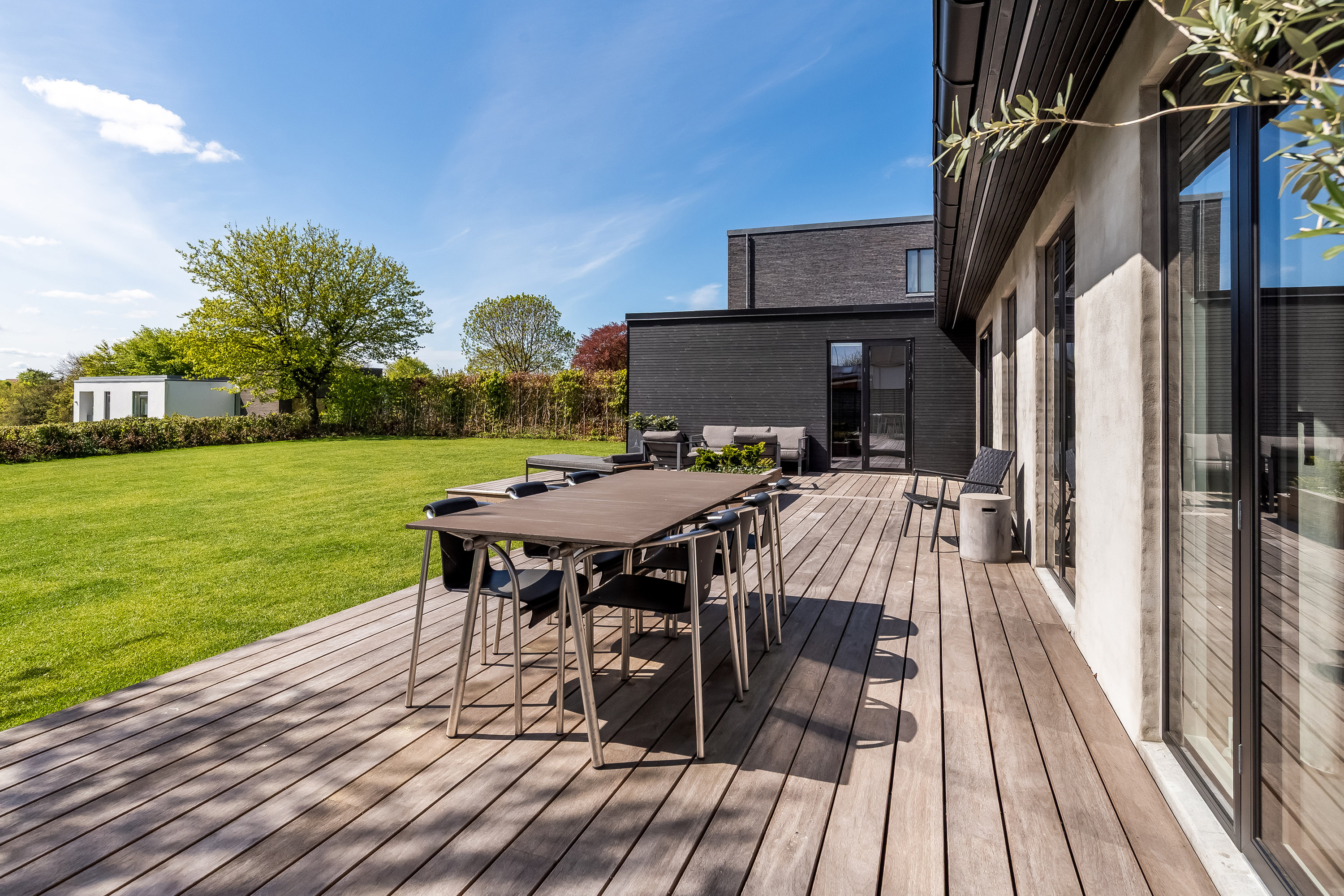 Fremhævet terrasse billede i fuldskærmstilstand. Billede af Lyngbakken 18, 7500 Holstebro