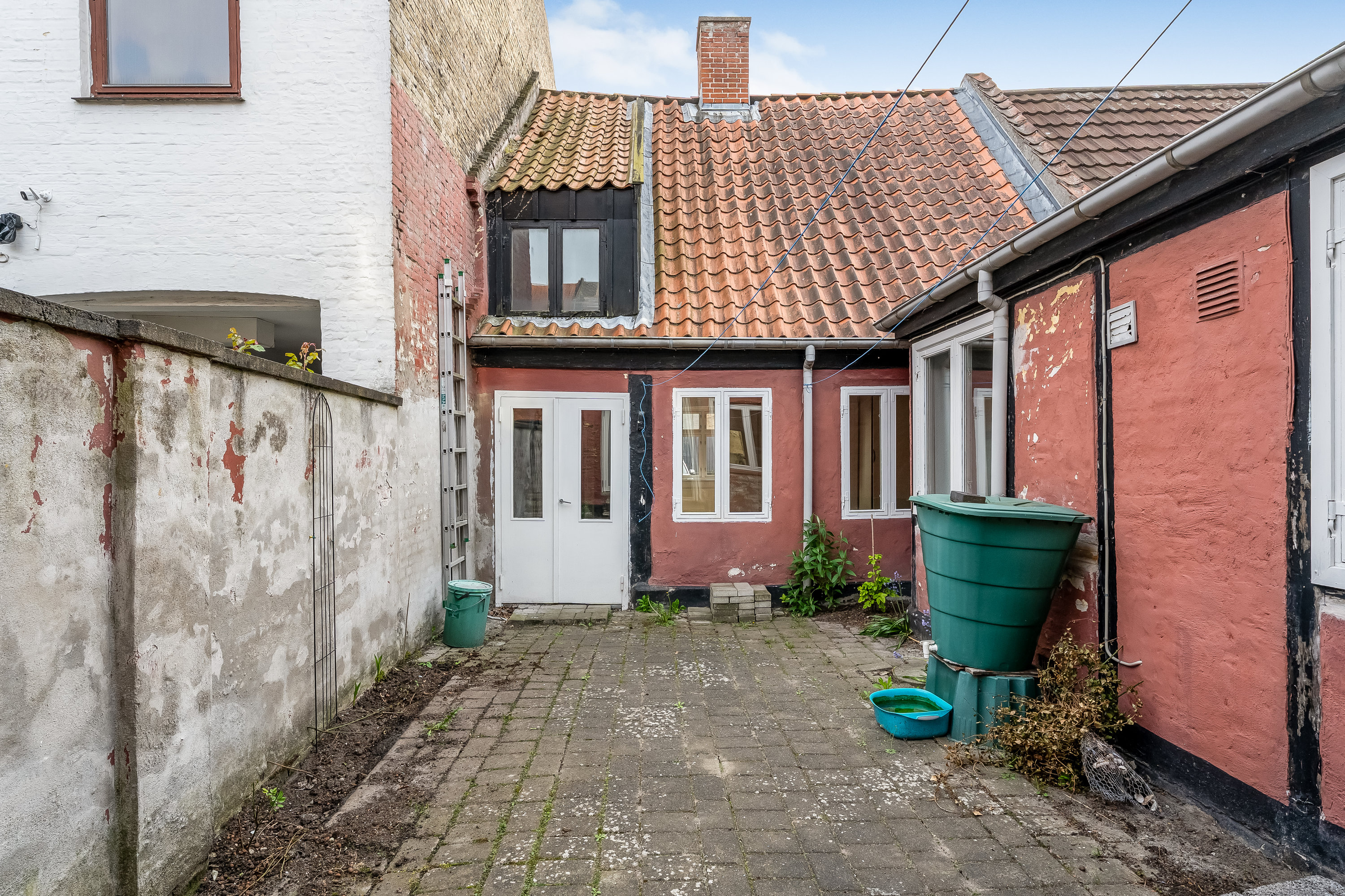 Fremhævet gårdhave billede i fuldskærmstilstand. Billede af Kattesundet 26, 4900 Nakskov