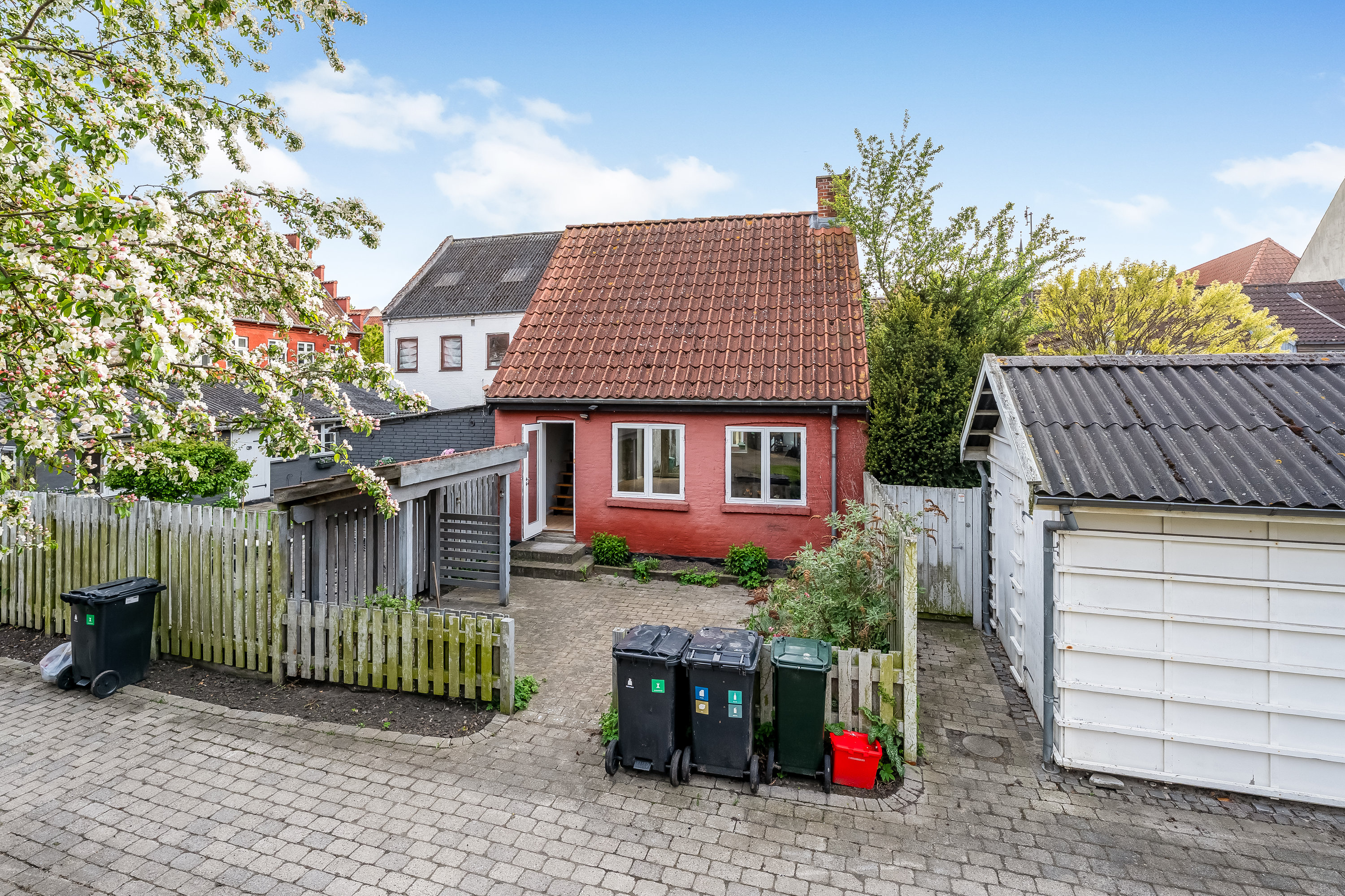 Fremhævet mastefoto billede i fuldskærmstilstand. Billede af Kattesundet 26, 4900 Nakskov