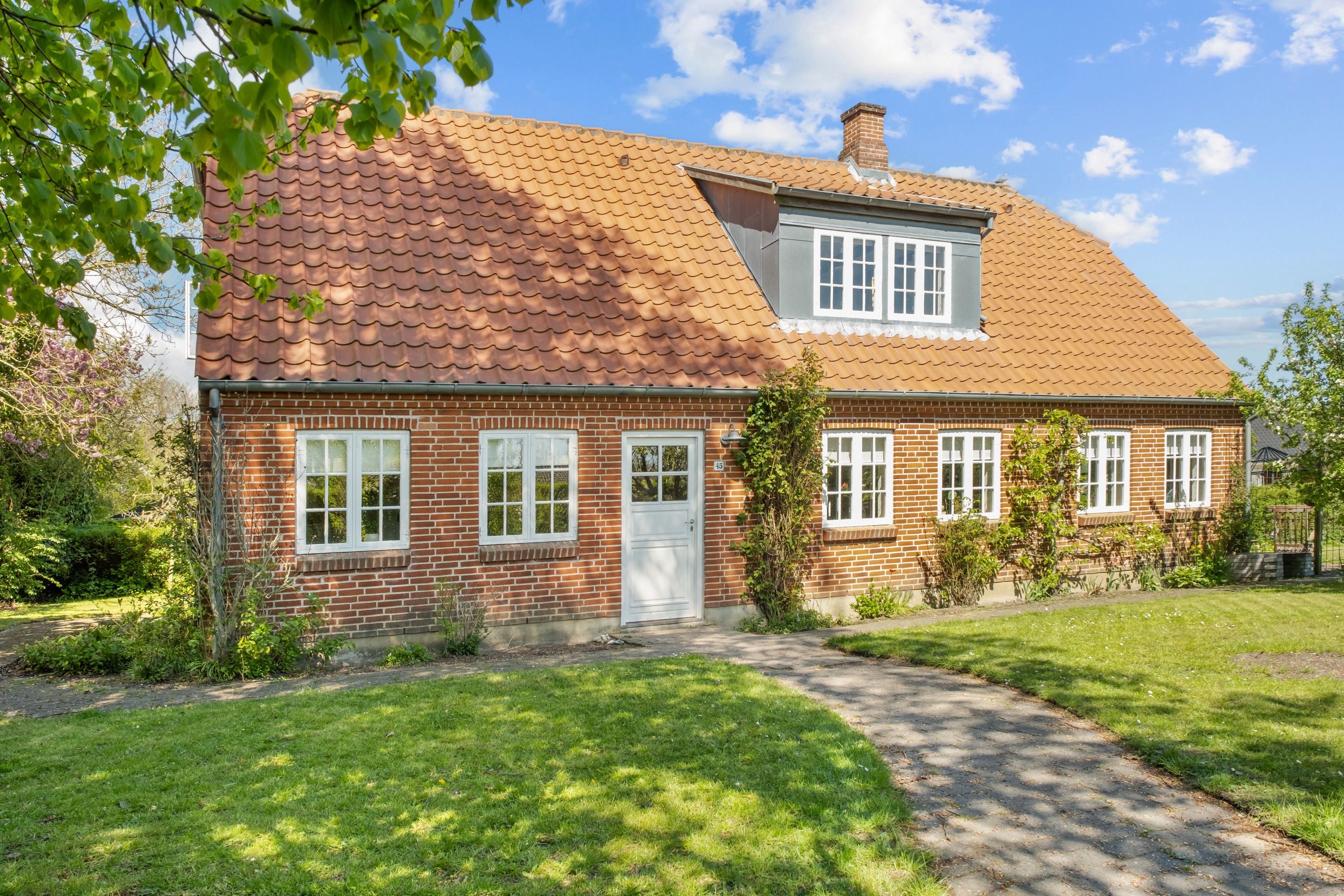 Miniaturebillede 1: . Billede af Åbyvejen 45, 5881 Skårup Fyn