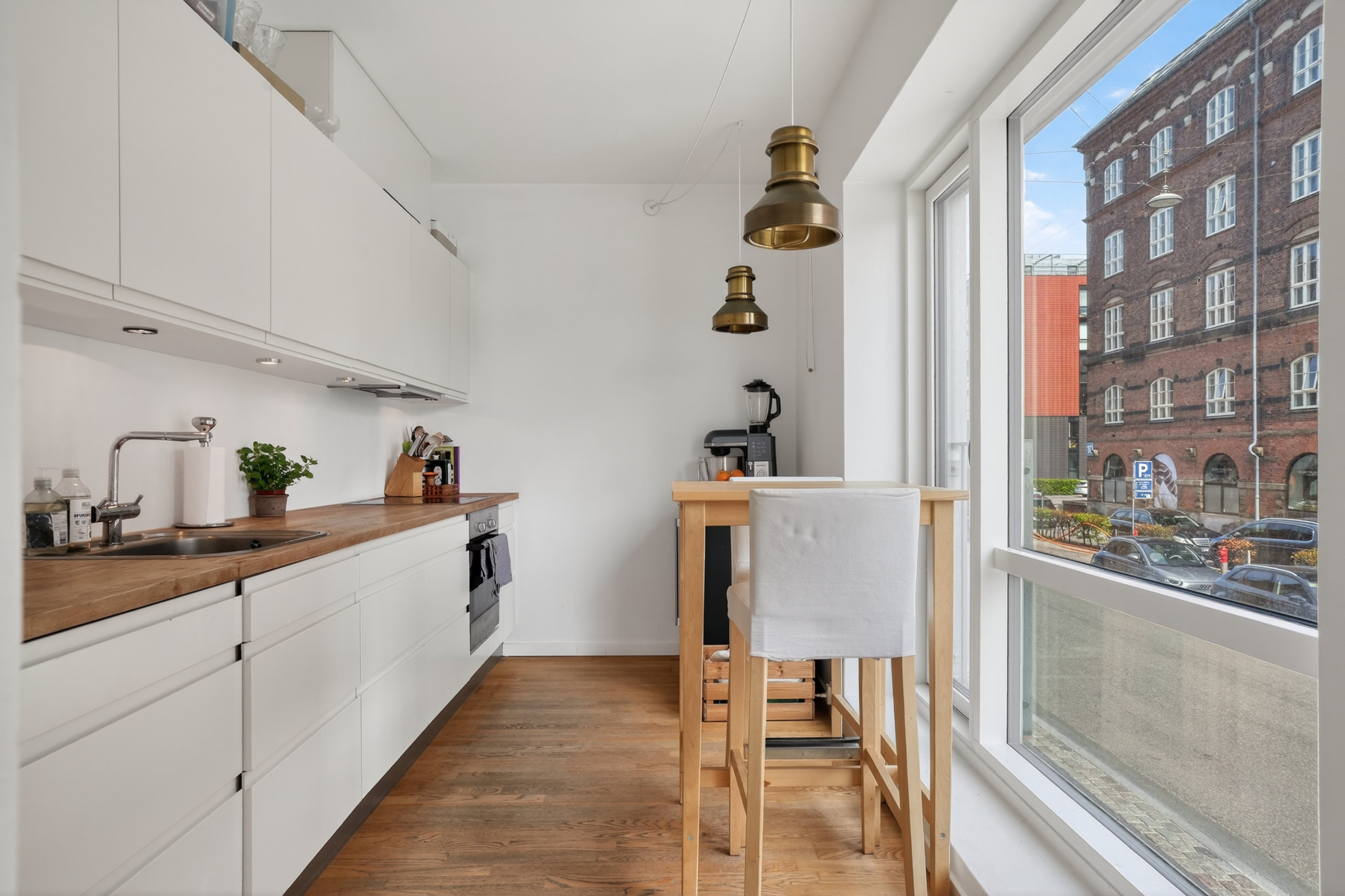 Fremhævet køkken billede i fuldskærmstilstand. Billede af Pakhusvej 10, st.. tv., 2100 København Ø