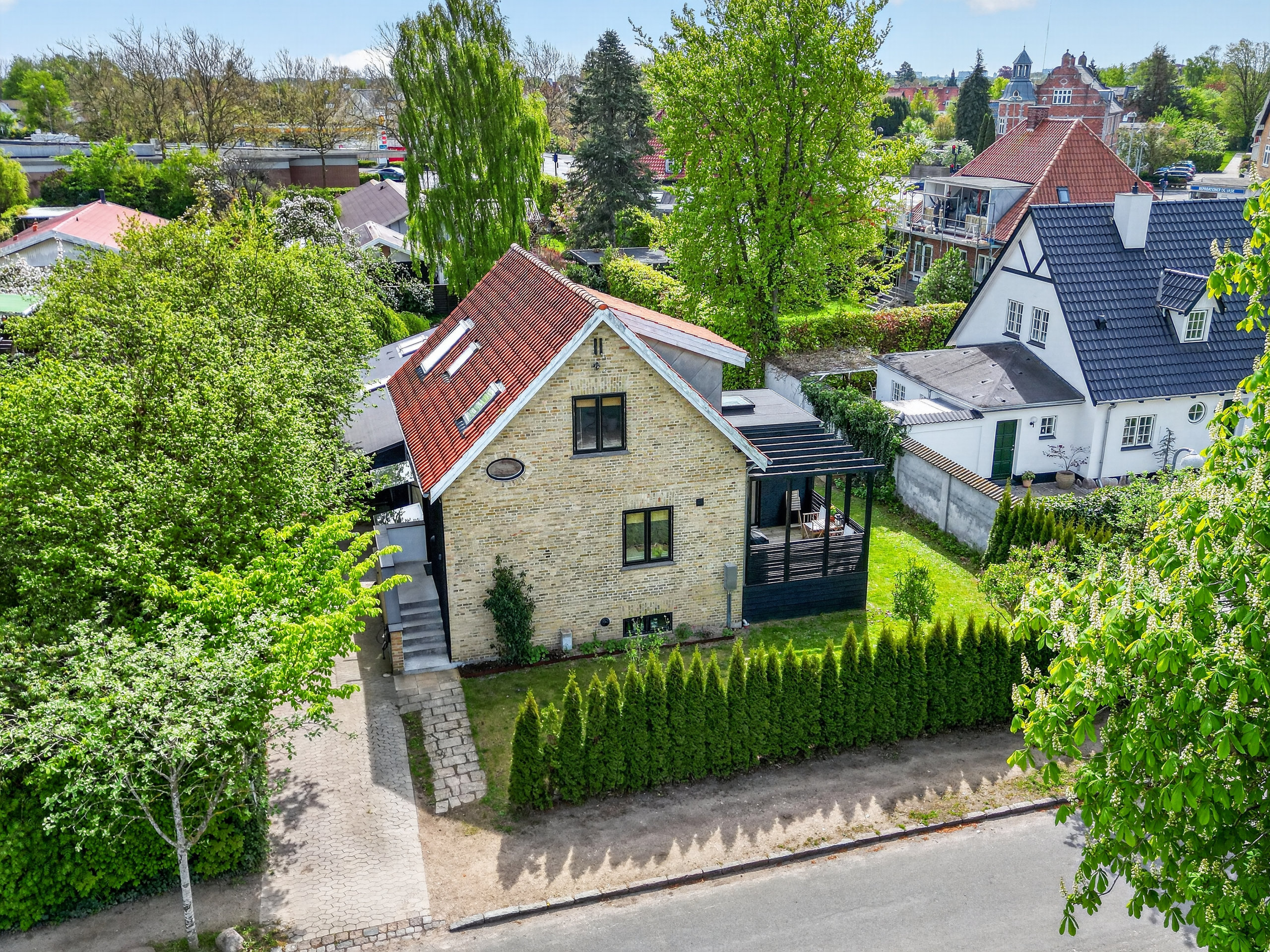Fremhævet ejendommen billede i fuldskærmstilstand. Billede af Sophus Schandorphs Vej 29, 2800 Kongens Lyngby