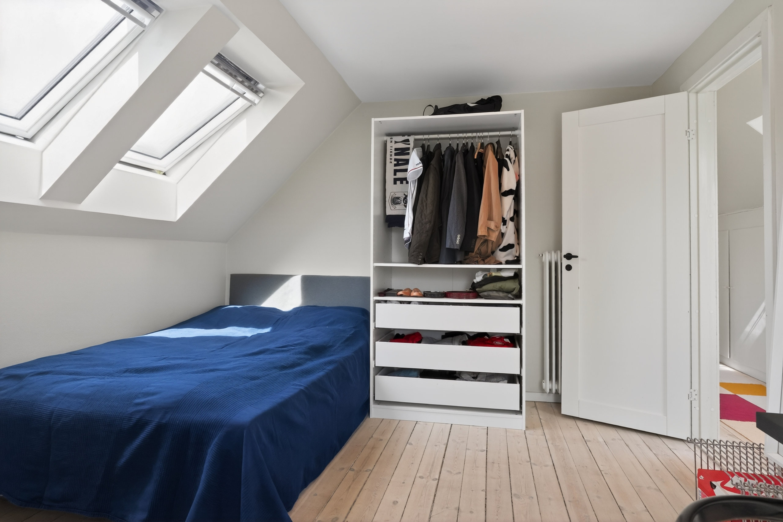 Fremhævet værelse billede i fuldskærmstilstand. Billede af Sophus Schandorphs Vej 29, 2800 Kongens Lyngby