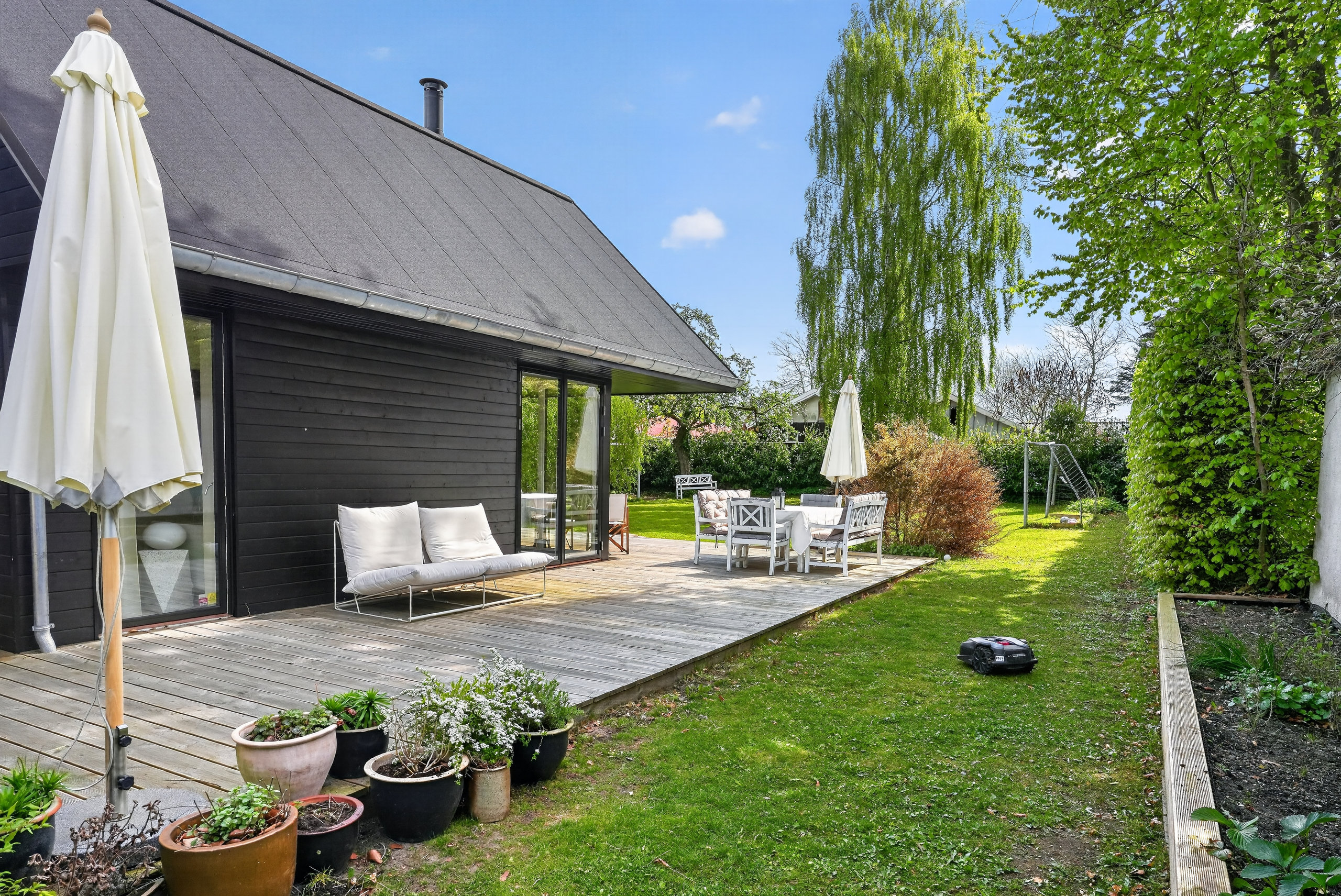 Fremhævet terrasse billede i fuldskærmstilstand. Billede af Sophus Schandorphs Vej 29, 2800 Kongens Lyngby