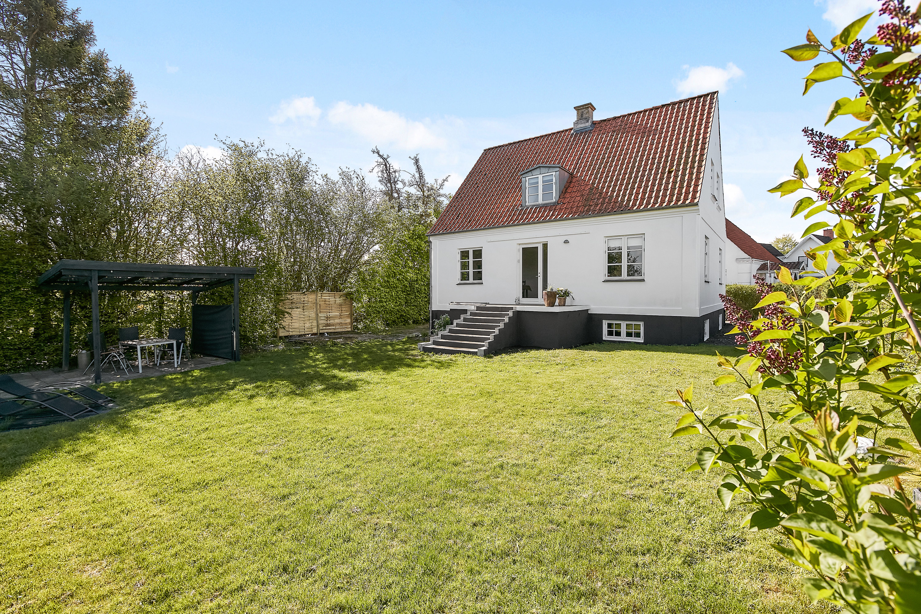 Fremhævet set fra haven billede i fuldskærmstilstand. Billede af Nansensvej 47, Bækkelund, 8700 Horsens