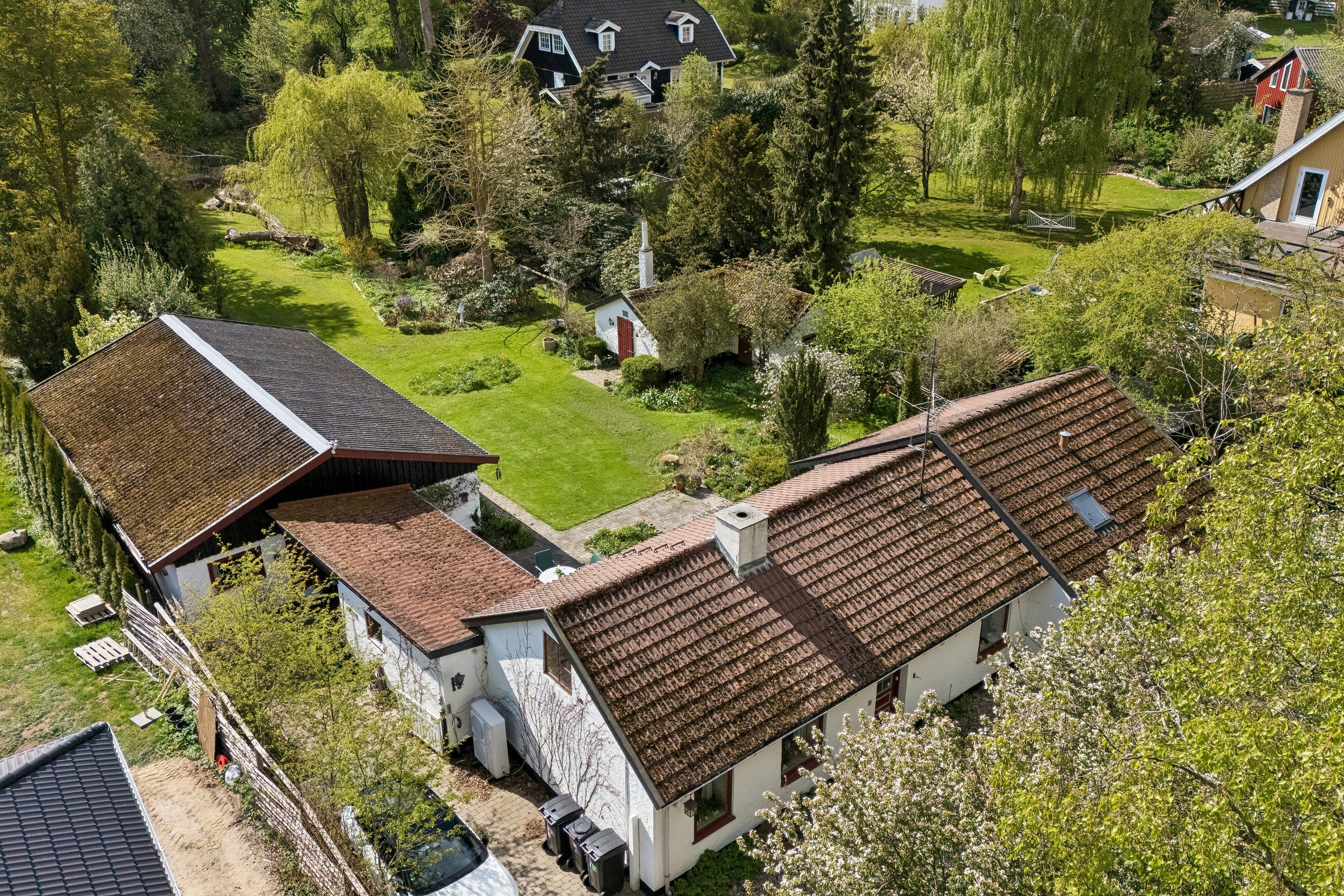 Miniaturebillede 1: luftfoto. Billede af Vejenbrødvej 34, 2980 Kokkedal