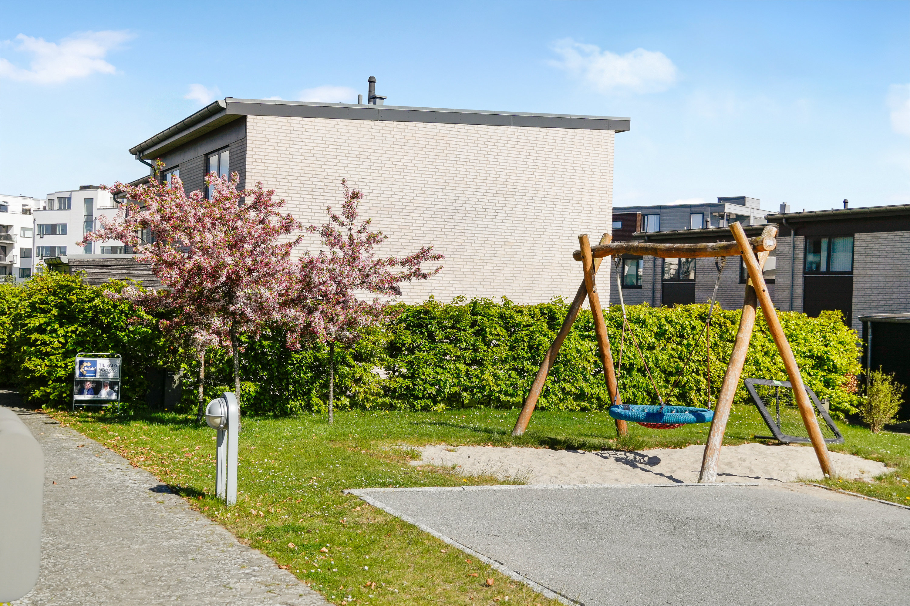 Fremhævet facade billede i fuldskærmstilstand. Billede af Søholmen 21, 2760 Måløv