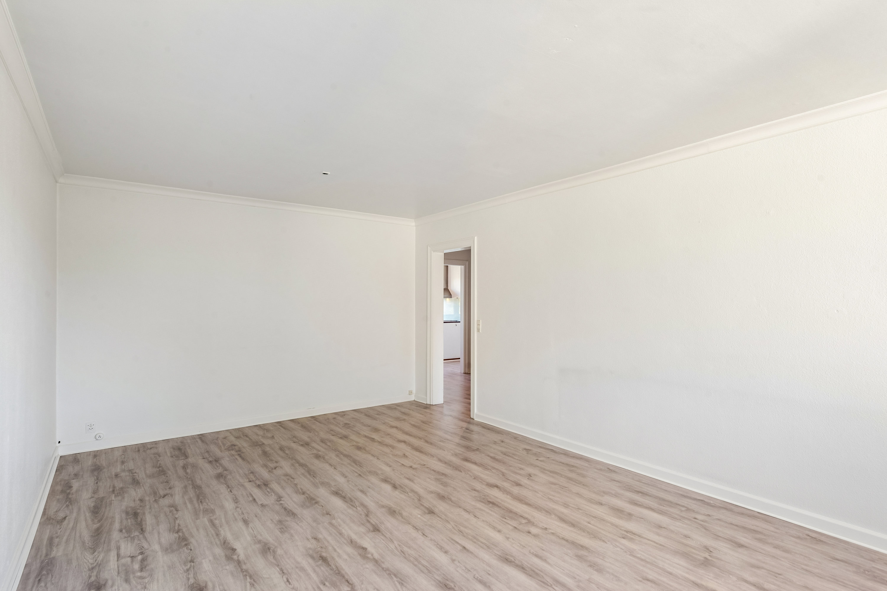 Fremhævet værelse billede i fuldskærmstilstand. Billede af Lindevangshusene 64, 2. th., 2630 Taastrup