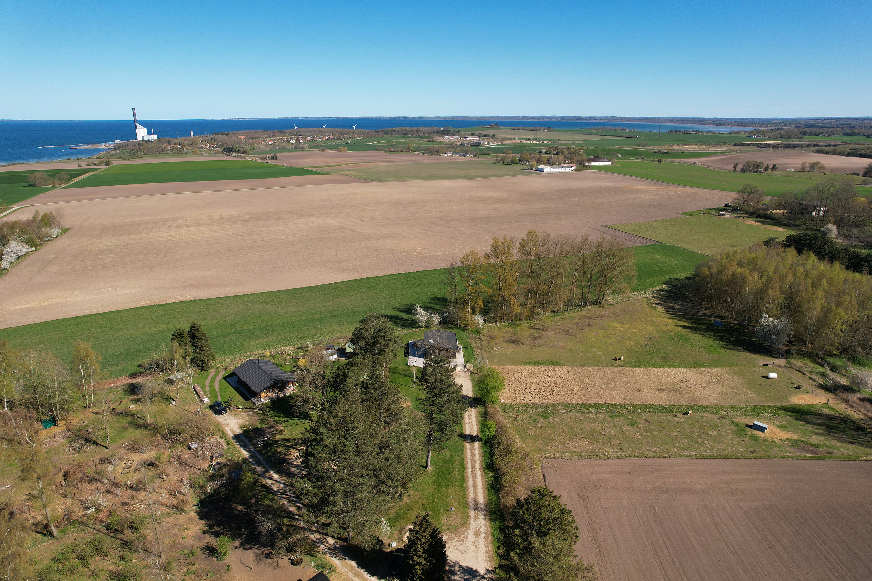 Fremhævet ejendommen billede i fuldskærmstilstand. Billede af Ll Troldmosevej 4, Venslev, 4050 Skibby