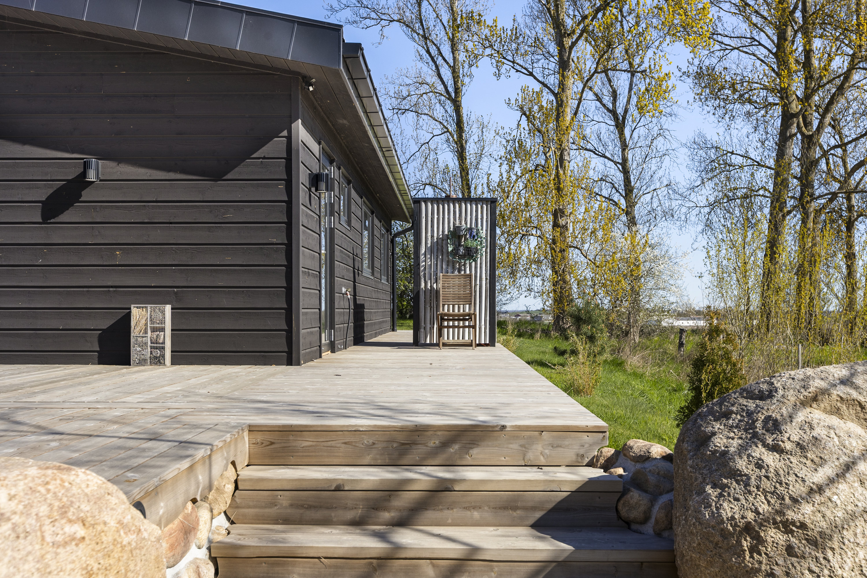 Fremhævet terrasse billede i fuldskærmstilstand. Billede af Ll Troldmosevej 4, Venslev, 4050 Skibby