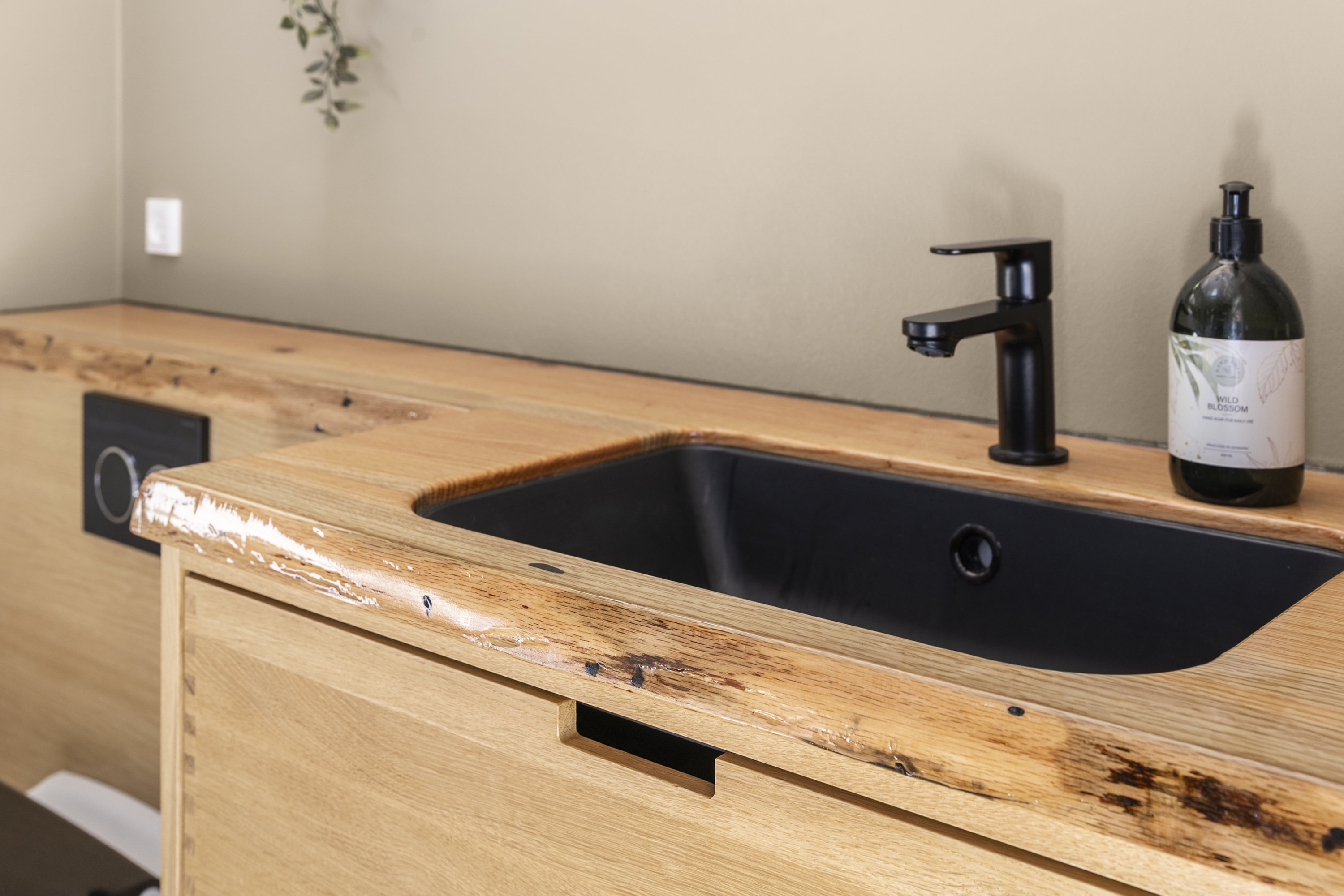 Fremhævet badeværelse billede i fuldskærmstilstand. Billede af Ll Troldmosevej 4, Venslev, 4050 Skibby