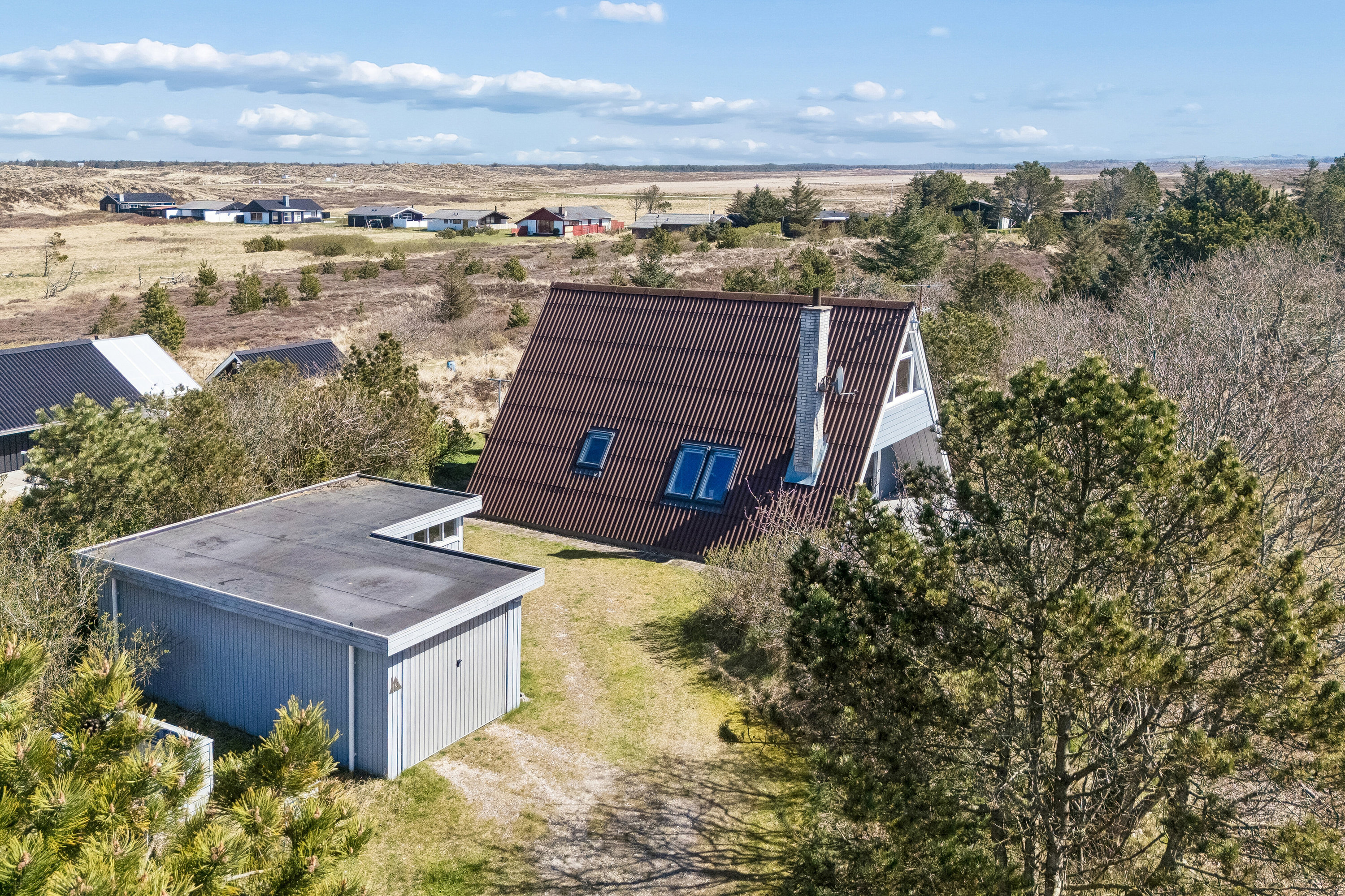 Fremhævet luftfoto billede i fuldskærmstilstand. Billede af Pighvarvej 18, Vorupør, 7700 Thisted