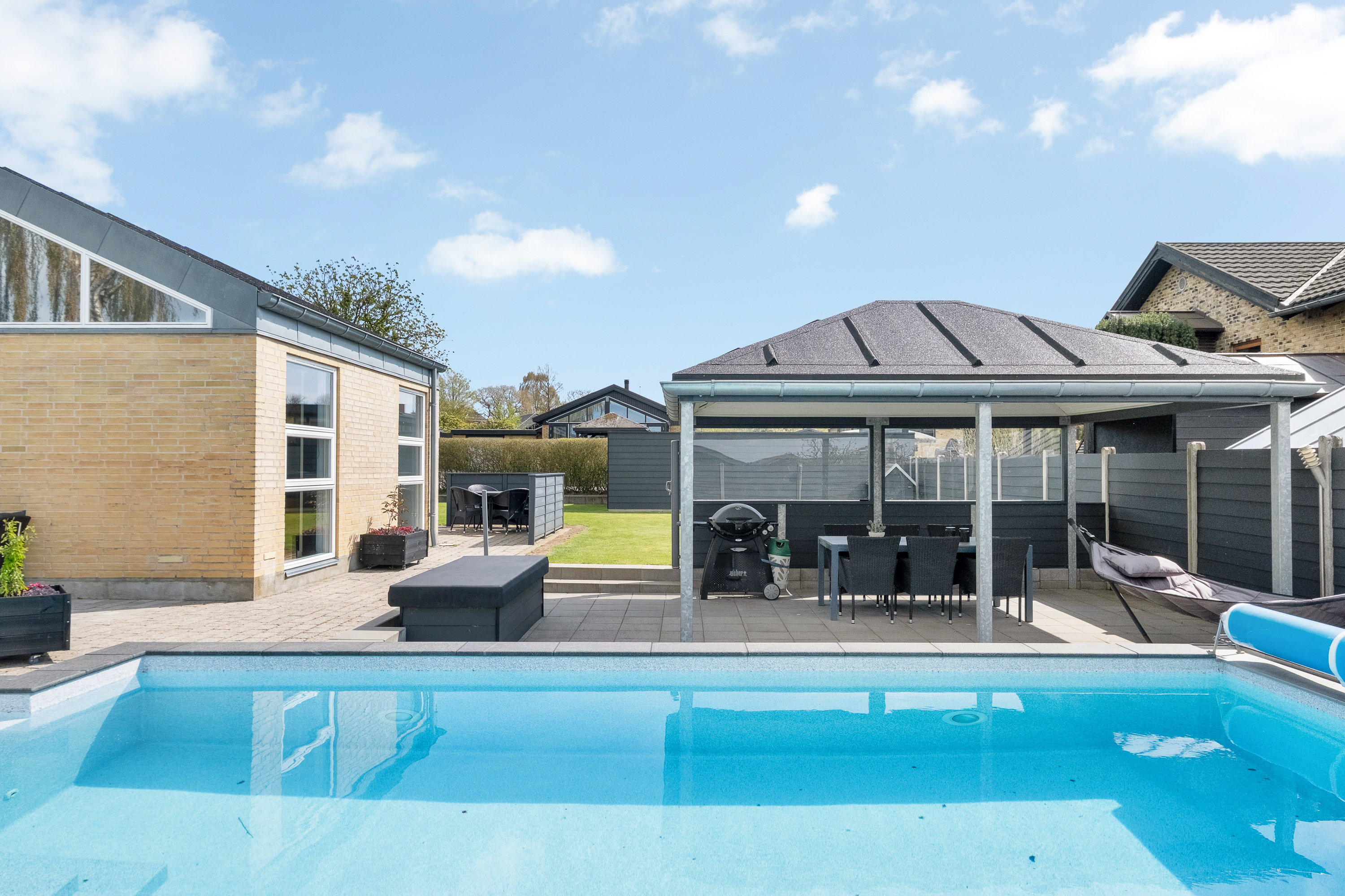 Miniaturebillede 1: swimmingpool. Billede af Trojavej 14, Hårup, 8530 Hjortshøj