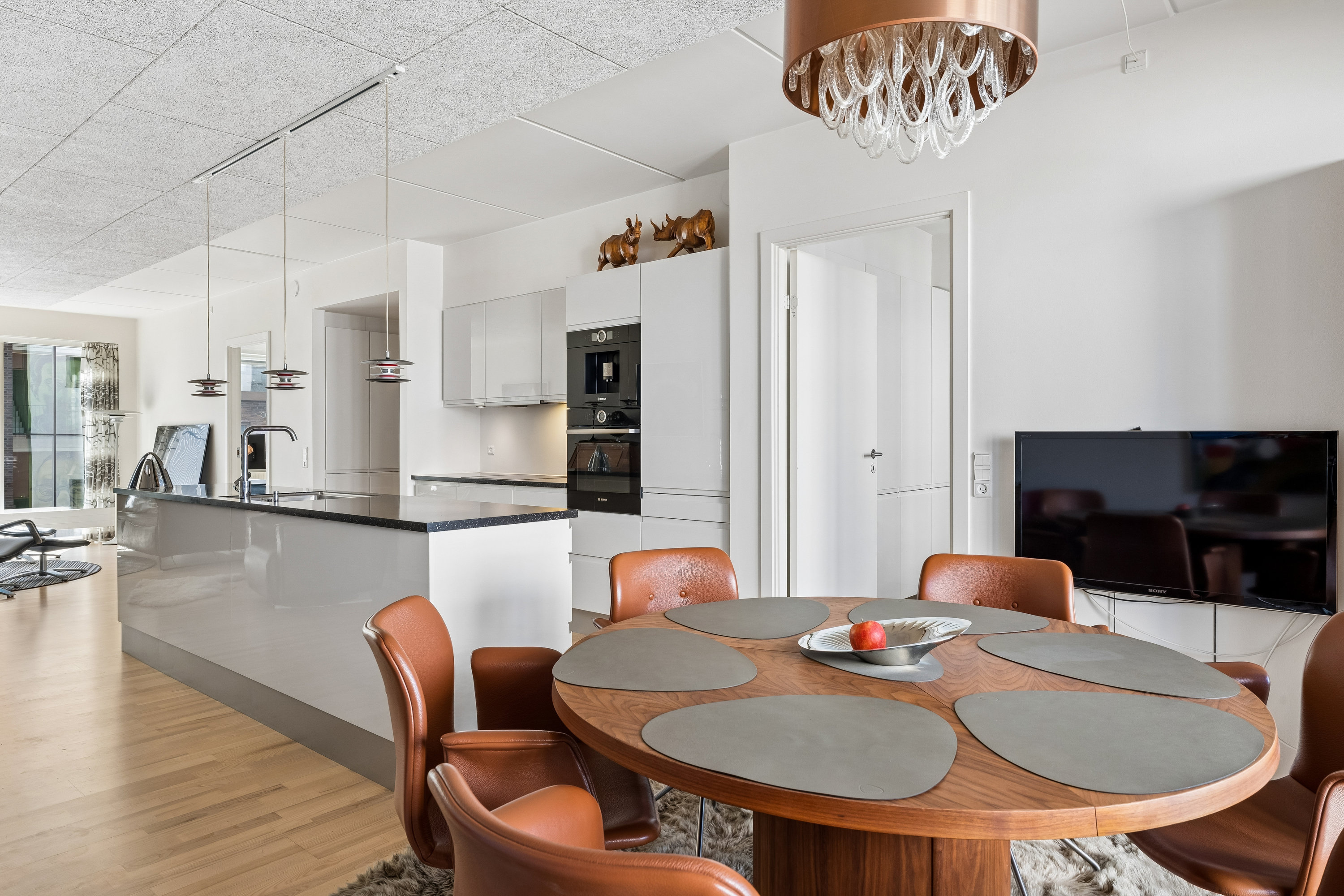 Fremhævet stue billede i fuldskærmstilstand. Billede af Østre Havnegade 46, 1. th., 9000 Aalborg