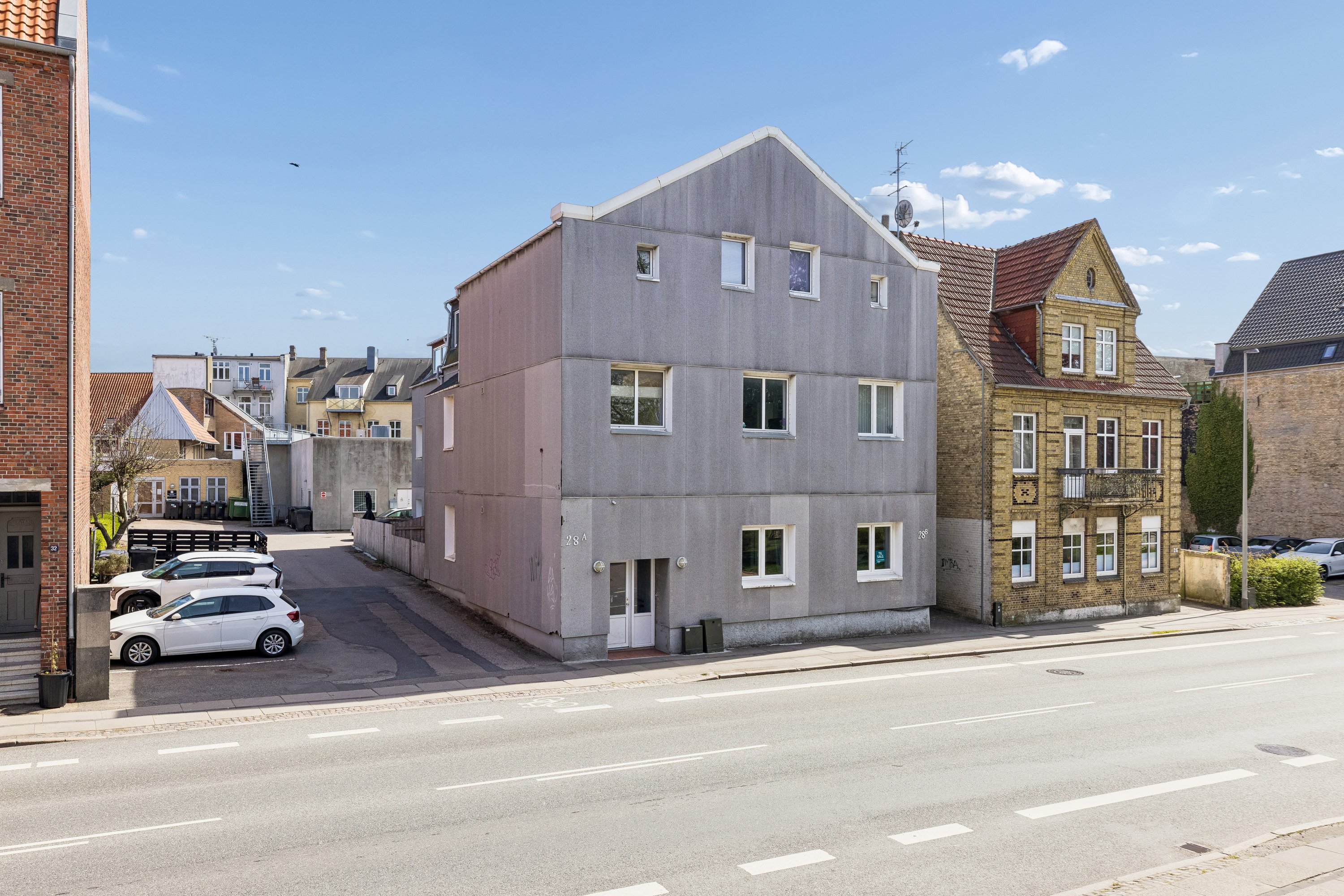 Fremhævet andet billede i fuldskærmstilstand. Billede af Løkken 28B, 2. th., 6400 Sønderborg