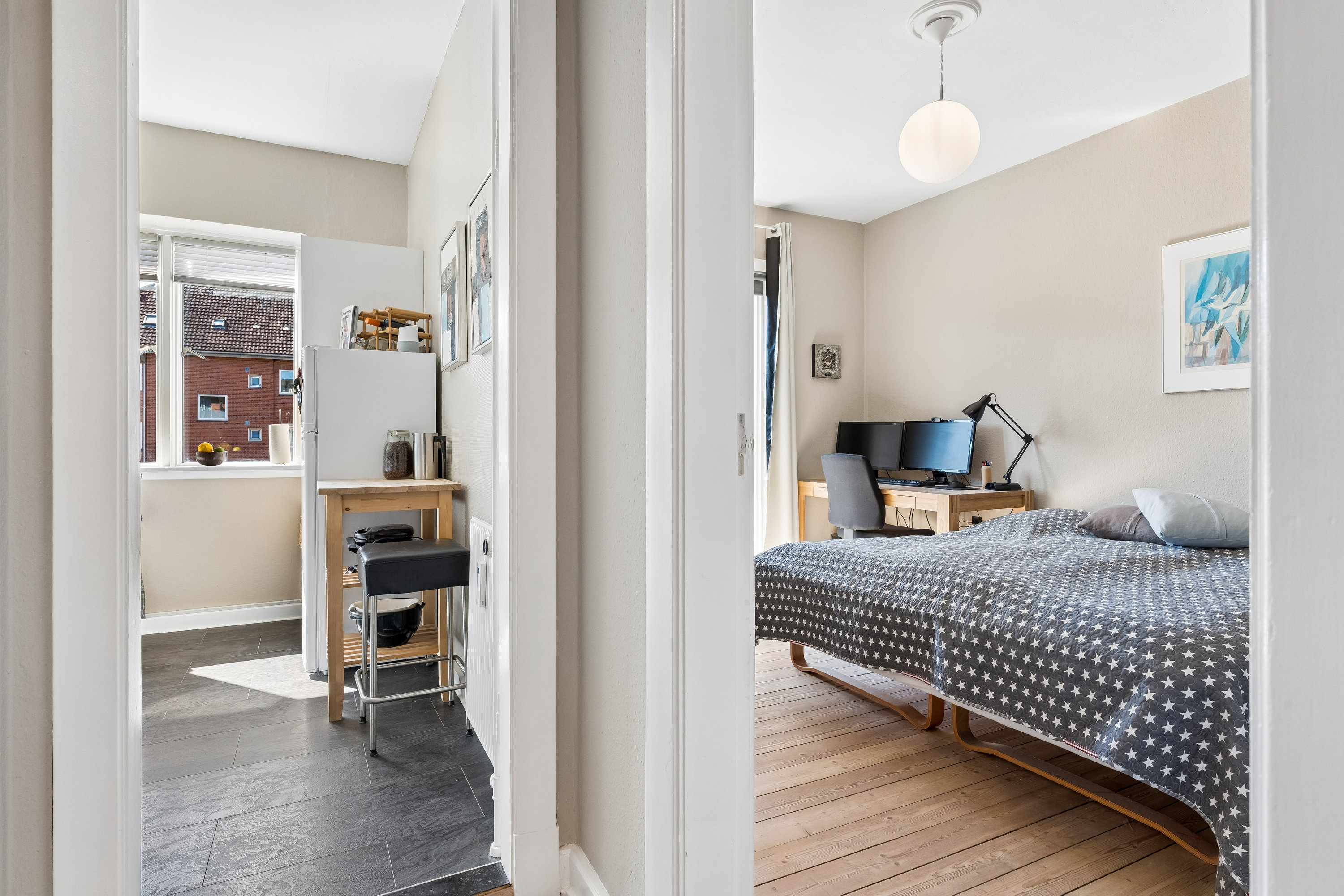 Fremhævet værelse billede i fuldskærmstilstand. Billede af Samsøgade 12, 3. th., 9000 Aalborg