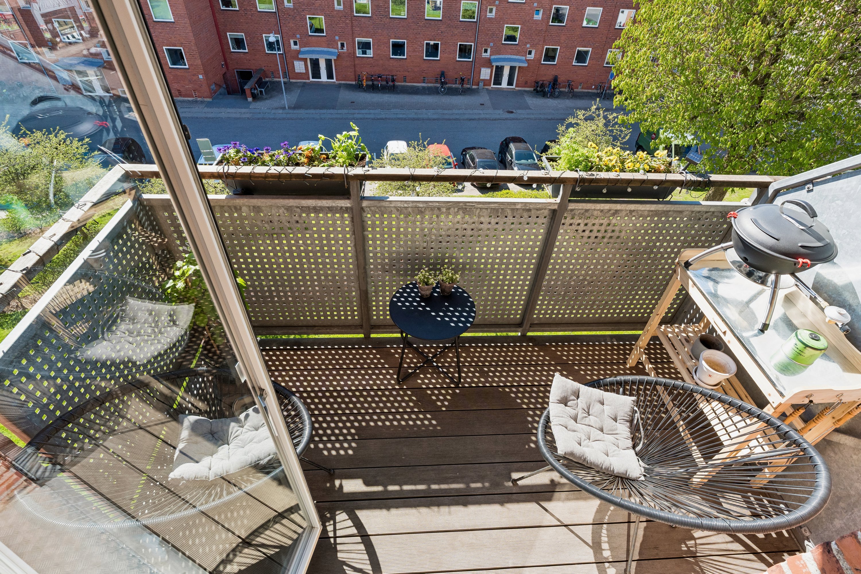 Fremhævet altan billede i fuldskærmstilstand. Billede af Samsøgade 12, 3. th., 9000 Aalborg