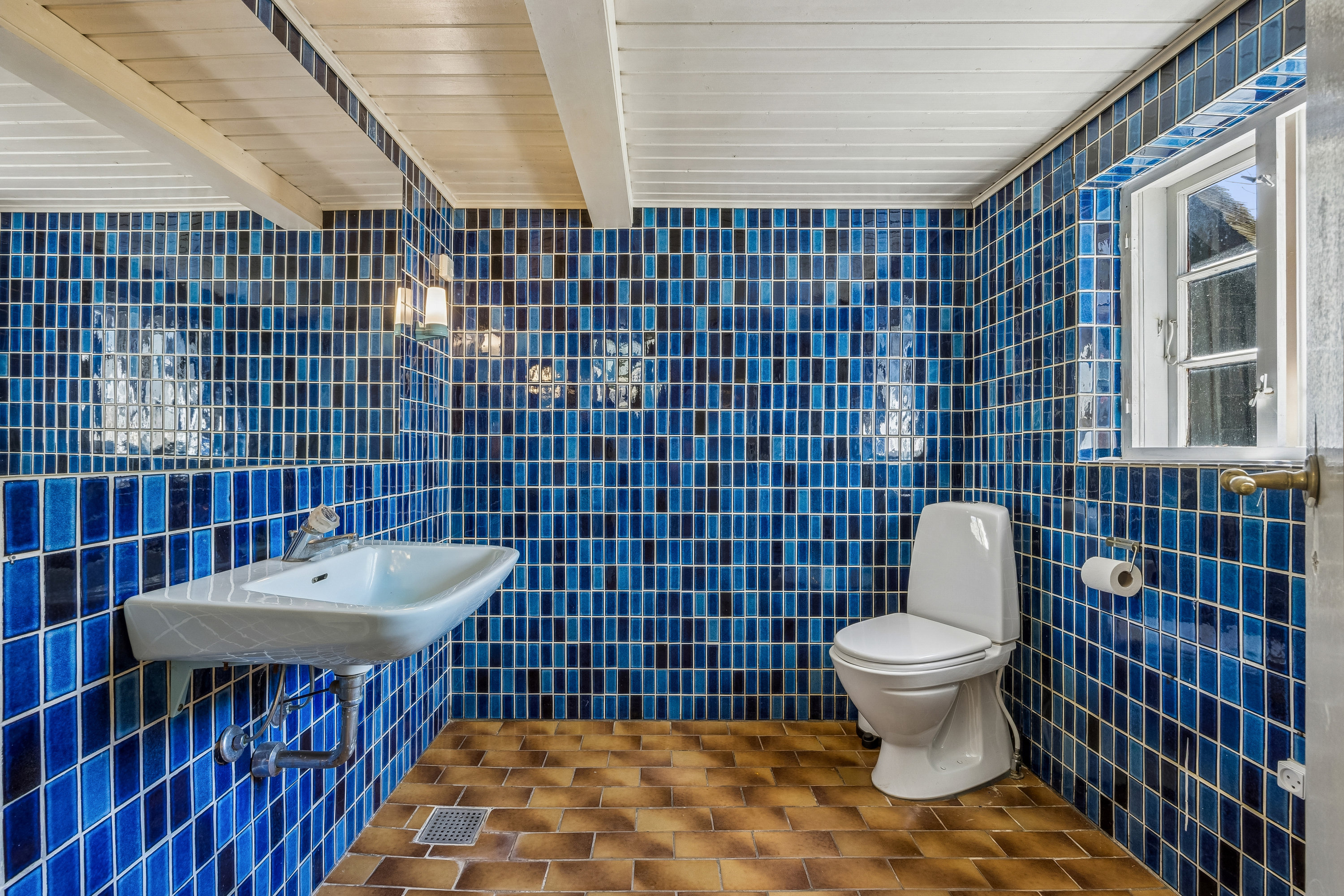 Fremhævet badeværelse billede i fuldskærmstilstand. Billede af Strandvejen 52, Reersø, 4281 Gørlev