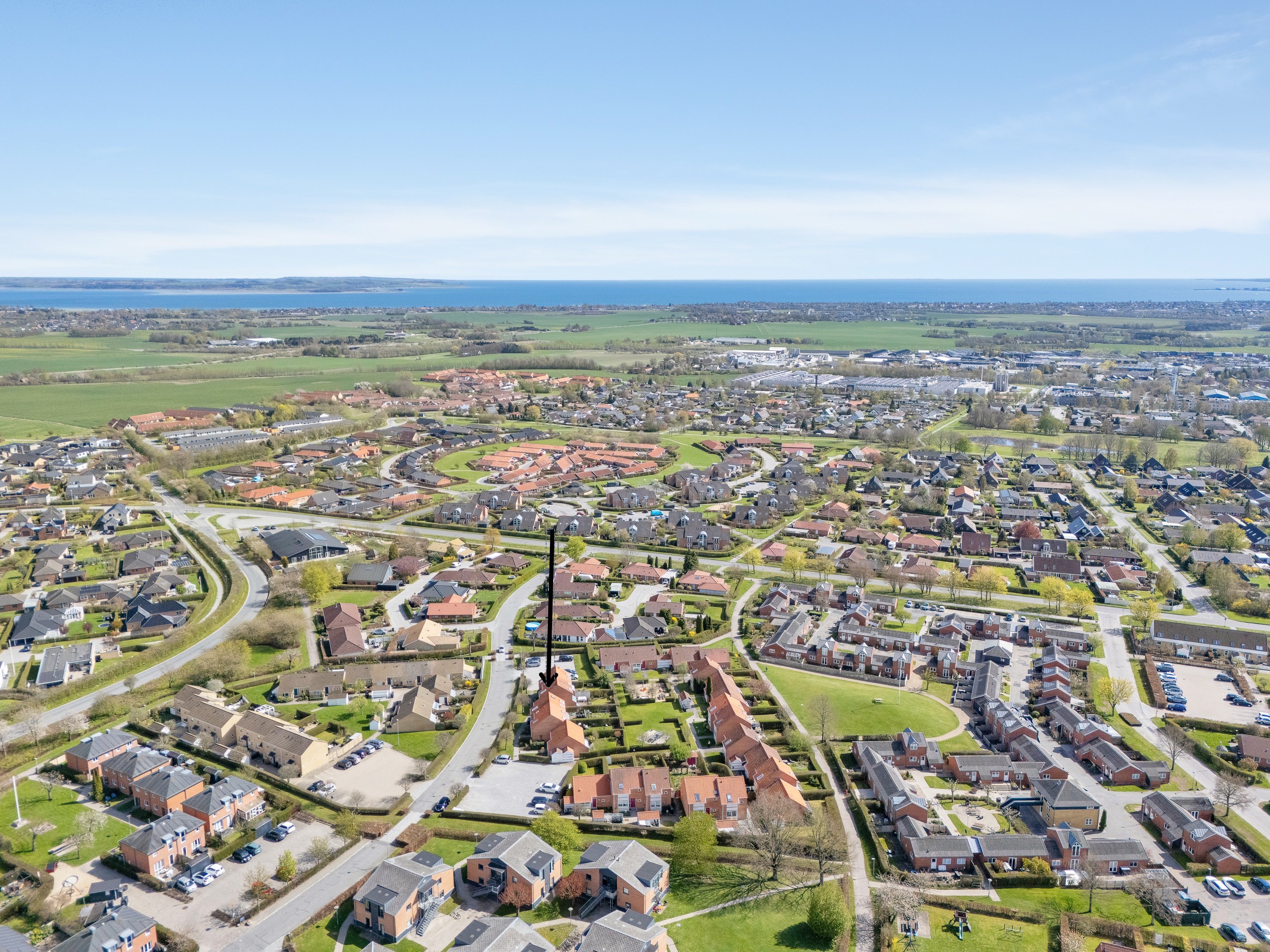 Fremhævet luftfoto billede i fuldskærmstilstand. Billede af Kirsebærhaven 47, 8520 Lystrup