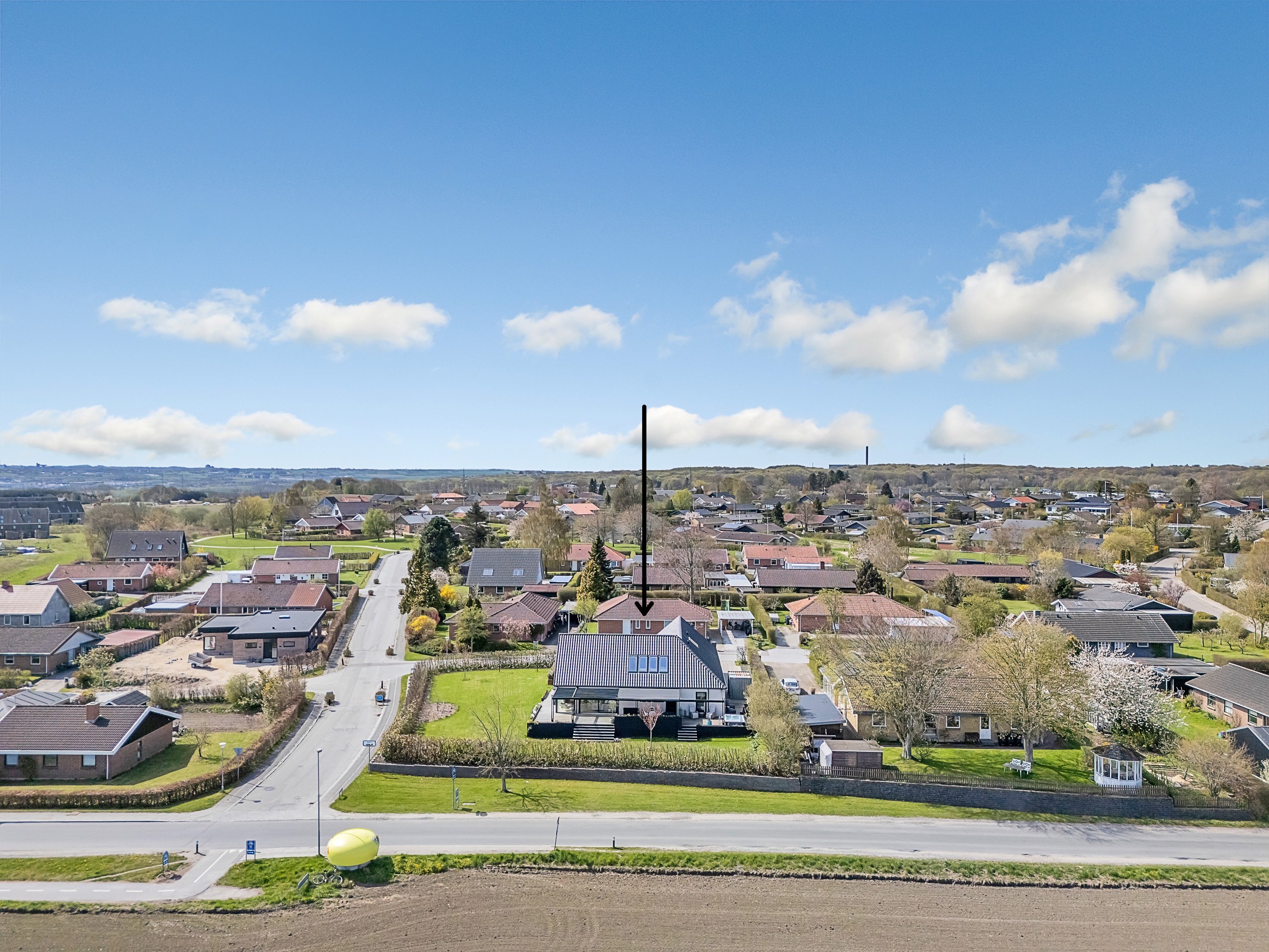 Fremhævet luftfoto billede i fuldskærmstilstand. Billede af Stokbrovej 139, Elev, 8520 Lystrup