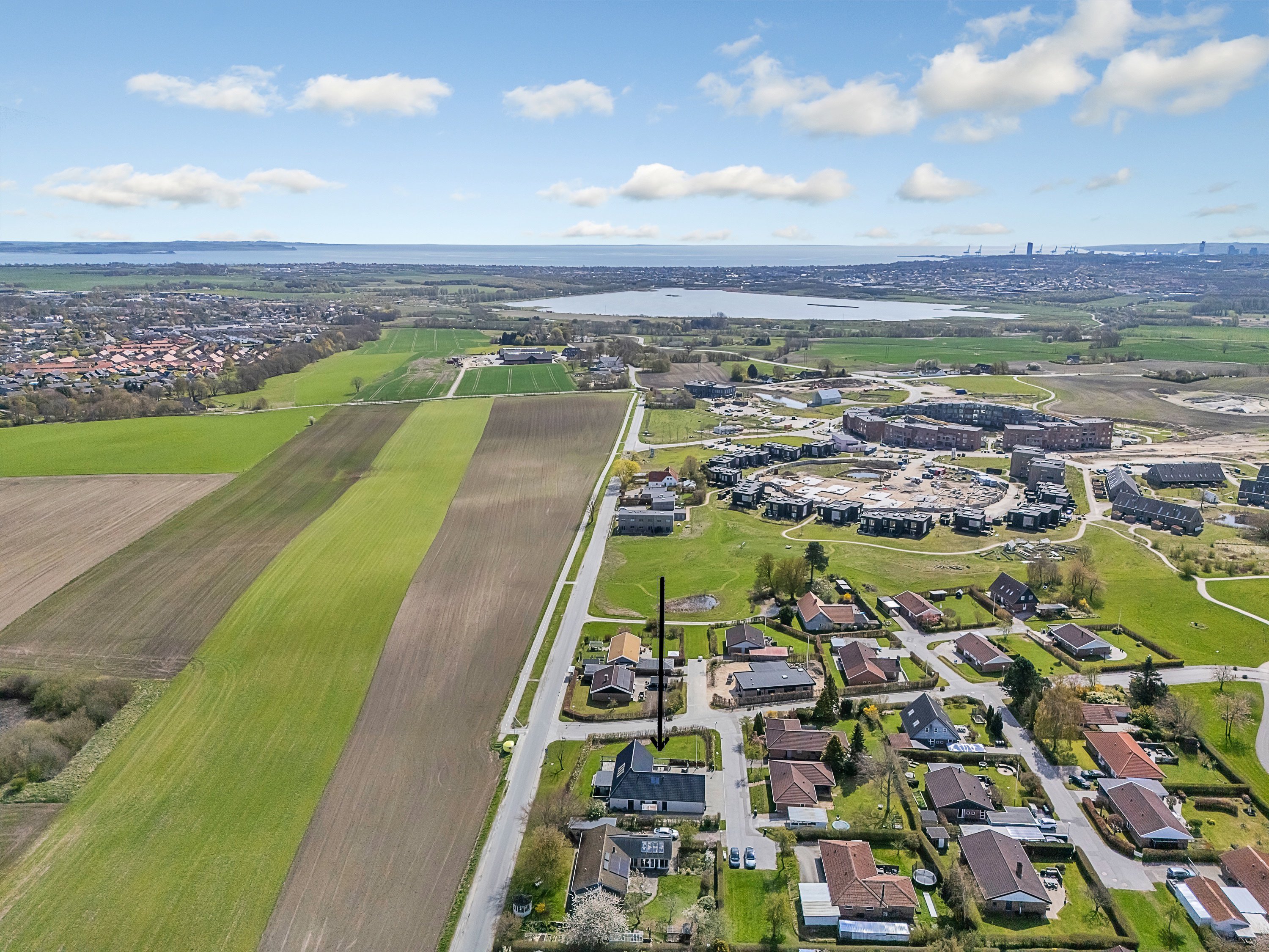 Fremhævet luftfoto billede i fuldskærmstilstand. Billede af Stokbrovej 139, Elev, 8520 Lystrup
